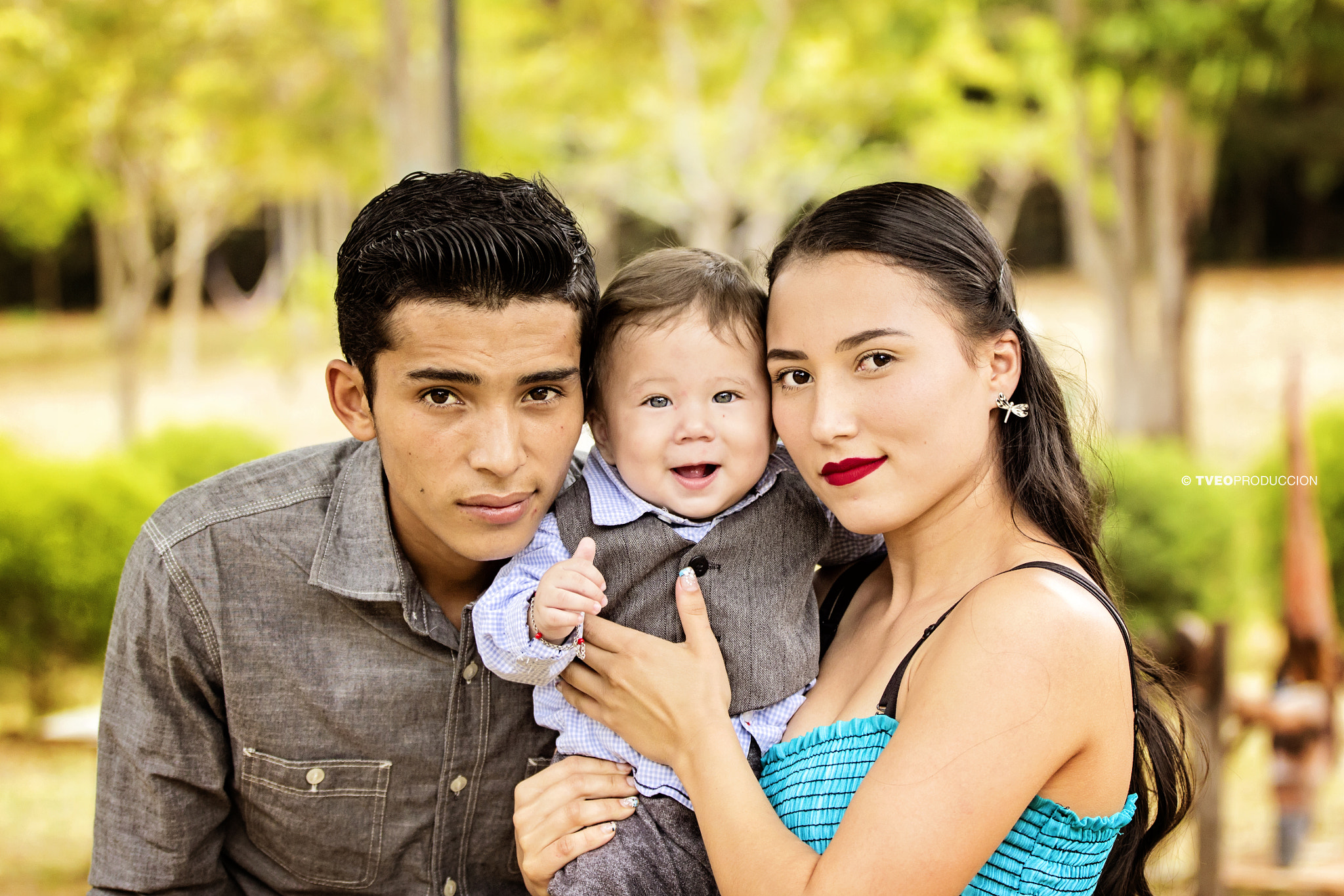 Canon EOS 60D sample photo. Familia photography