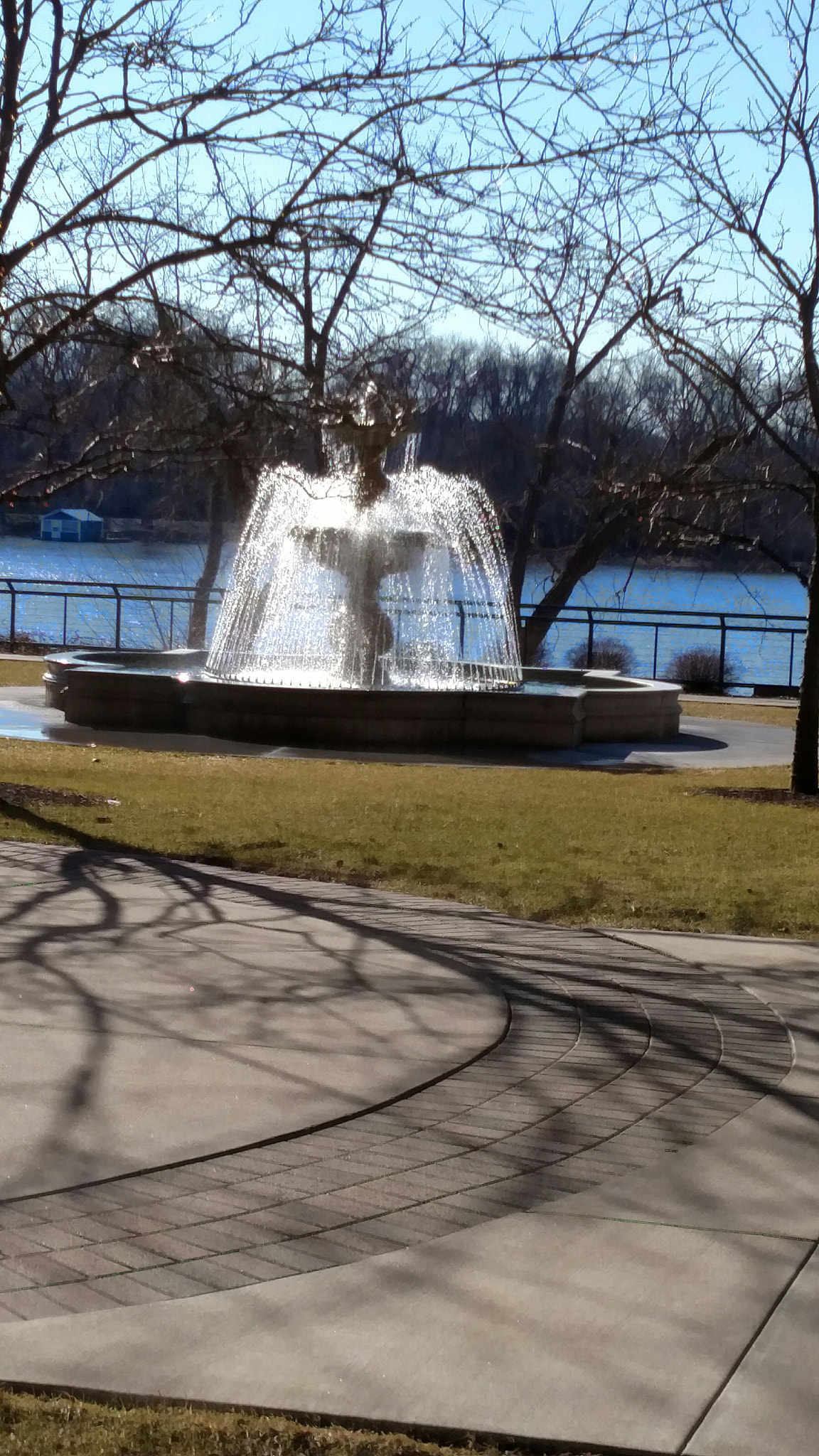 Motorola Droid Turbo sample photo