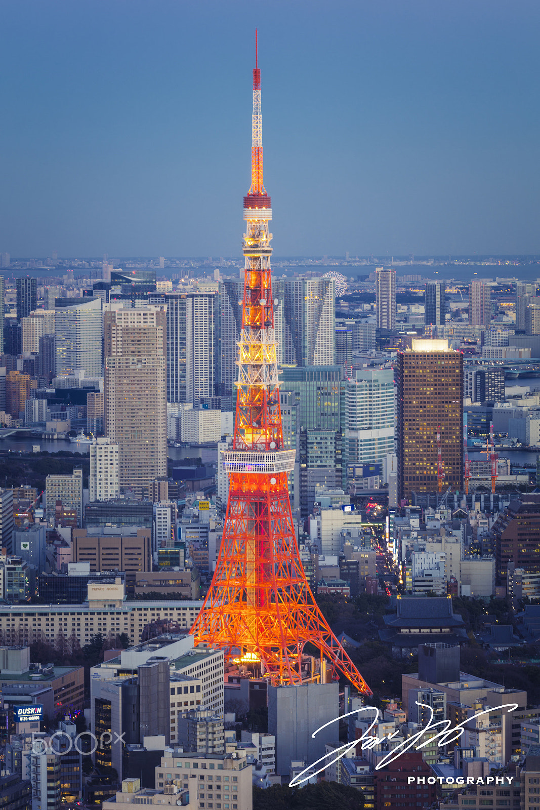 Canon EF 70-200mm F2.8L USM sample photo. Tokyo tower 2 photography