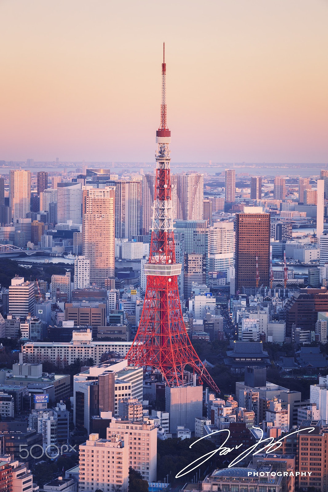 Canon EOS 5DS R + Canon EF 70-200mm F2.8L USM sample photo. Tokyo tower 1 photography