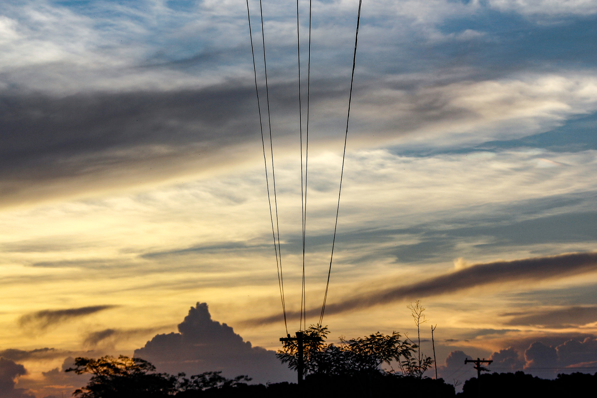 Canon EF 75-300mm f/4-5.6 USM sample photo. Clouds photography