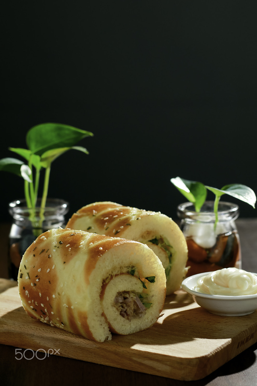 Canon EOS 80D + Canon EF 50mm F1.4 USM sample photo. Tuna roll photography