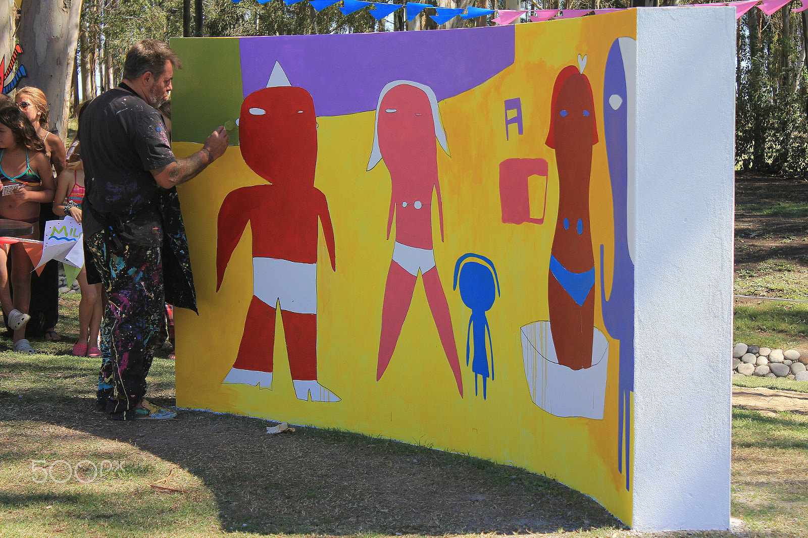 Canon EOS 550D (EOS Rebel T2i / EOS Kiss X4) sample photo. Painting the mural photography