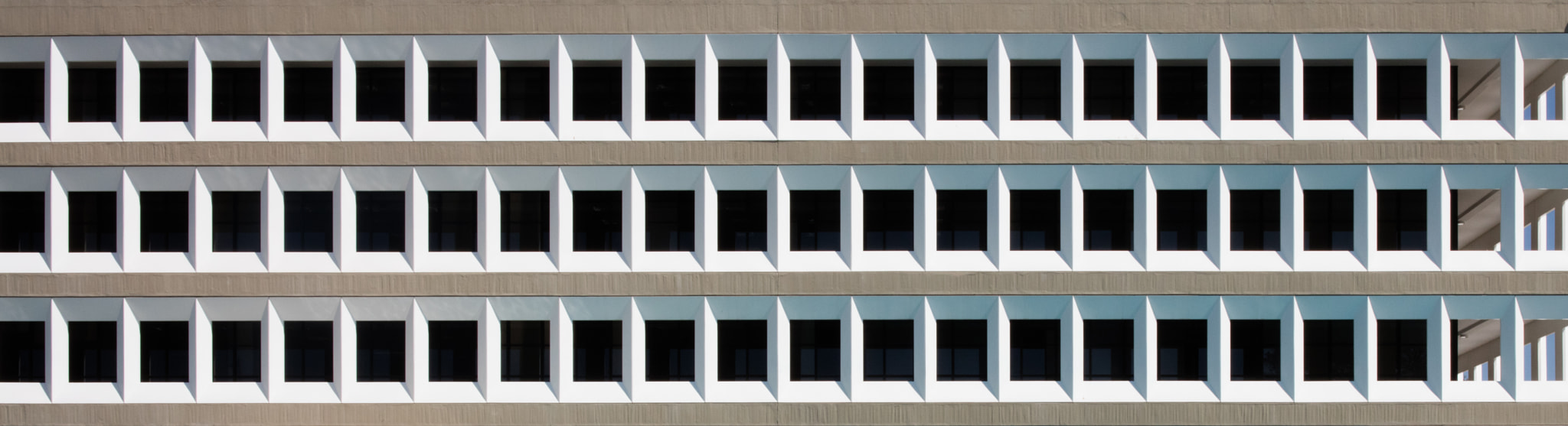 Canon EF 35mm F1.4L II USM sample photo. Brasilia minimalismo photography