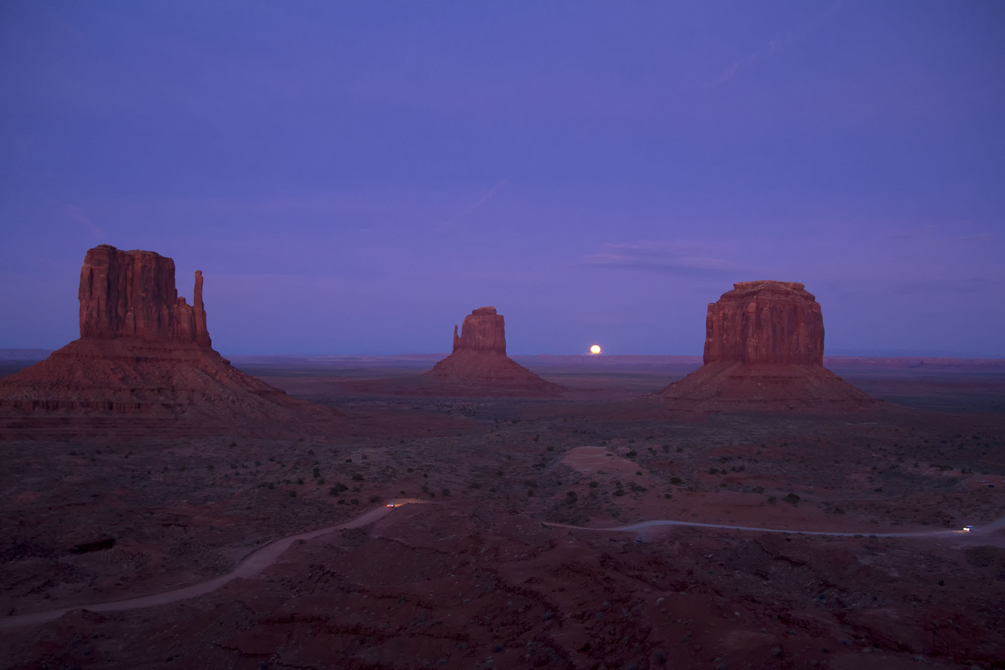 Nikon D3100 + Tamron 18-270mm F3.5-6.3 Di II VC PZD sample photo. Moon rising on the monument valley photography