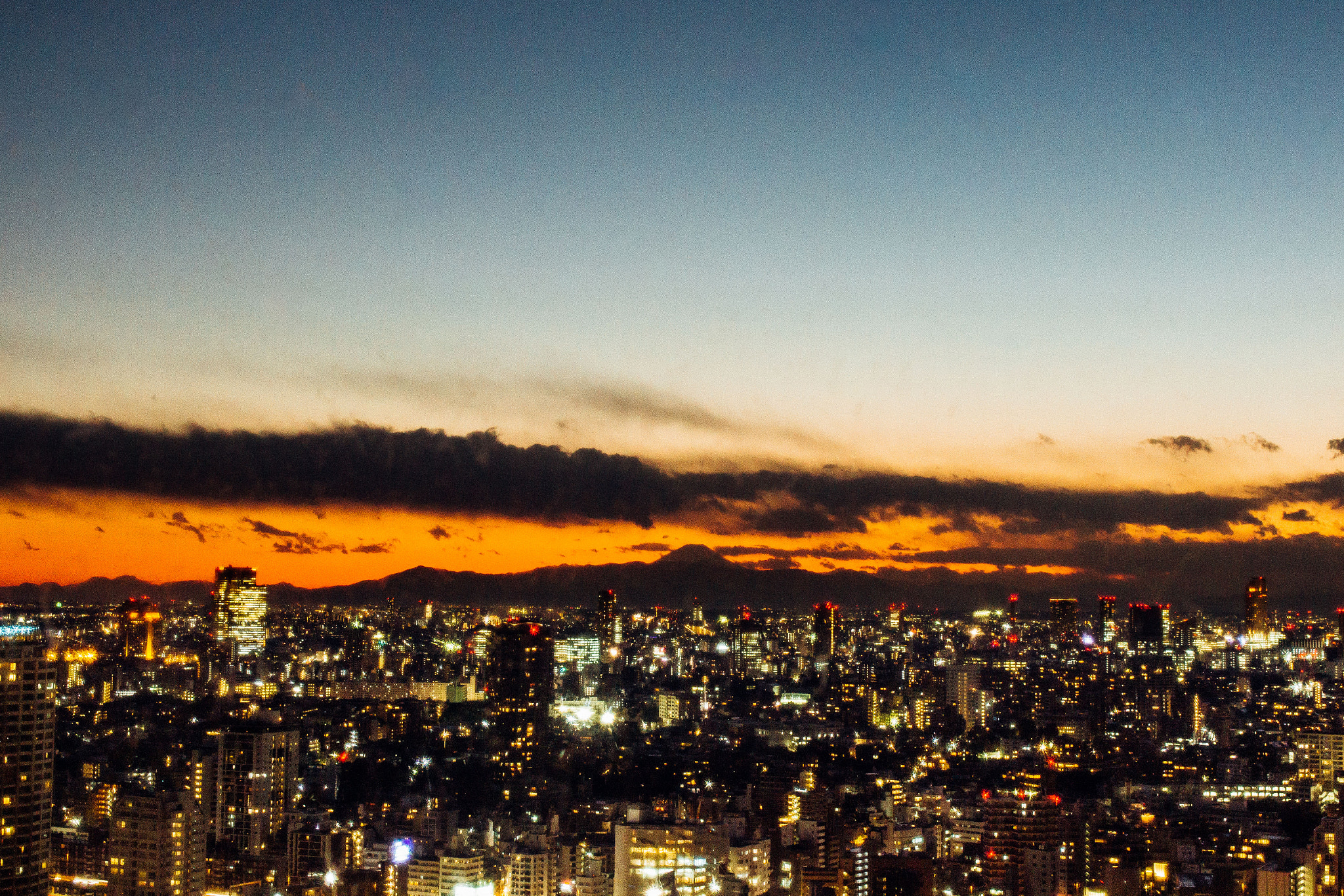 Canon EF-S 17-55mm F2.8 IS USM sample photo. Sunset of fujisan photography