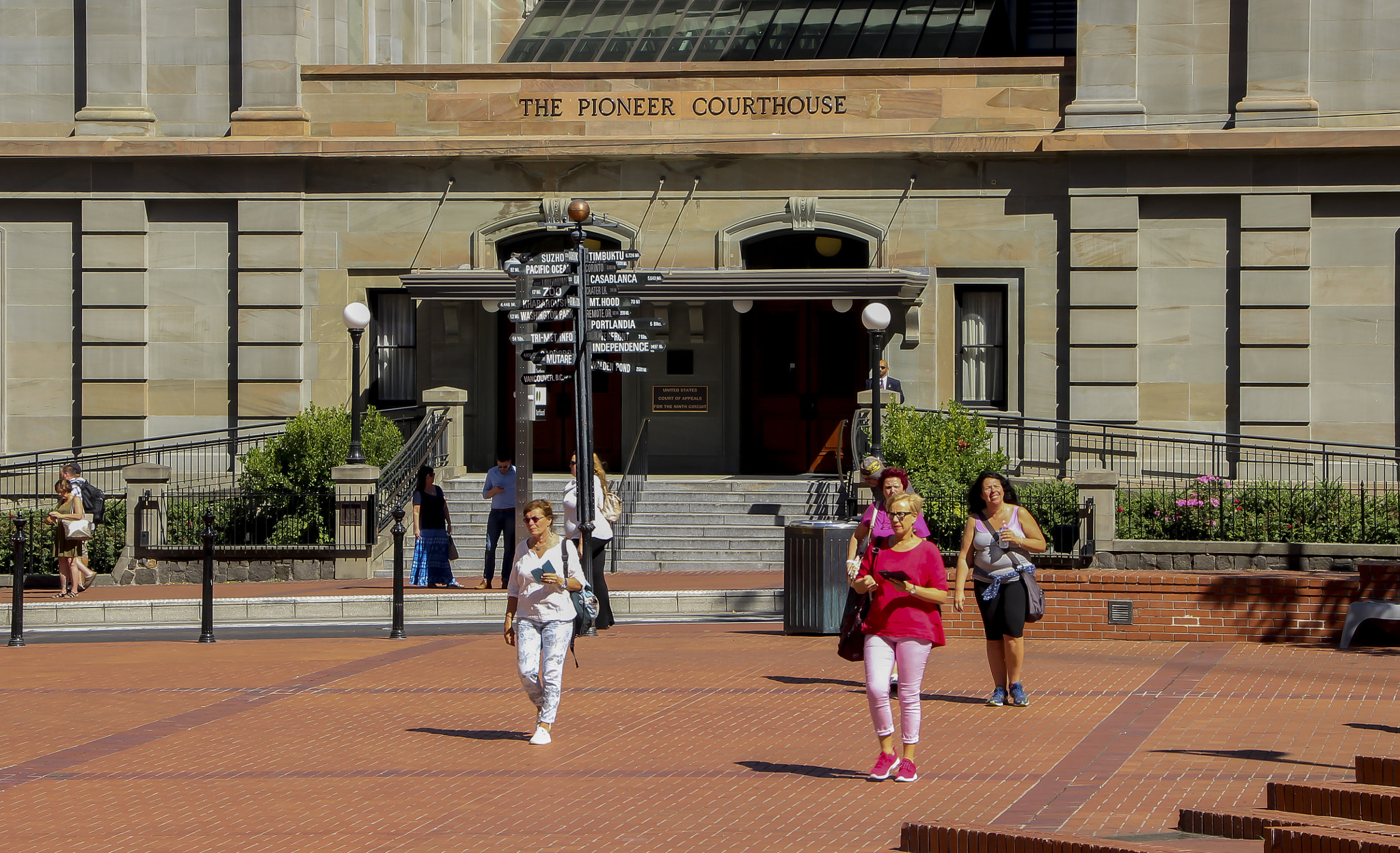 Sigma 18-250mm F3.5-6.3 DC OS HSM sample photo. The pionner courthouse photography