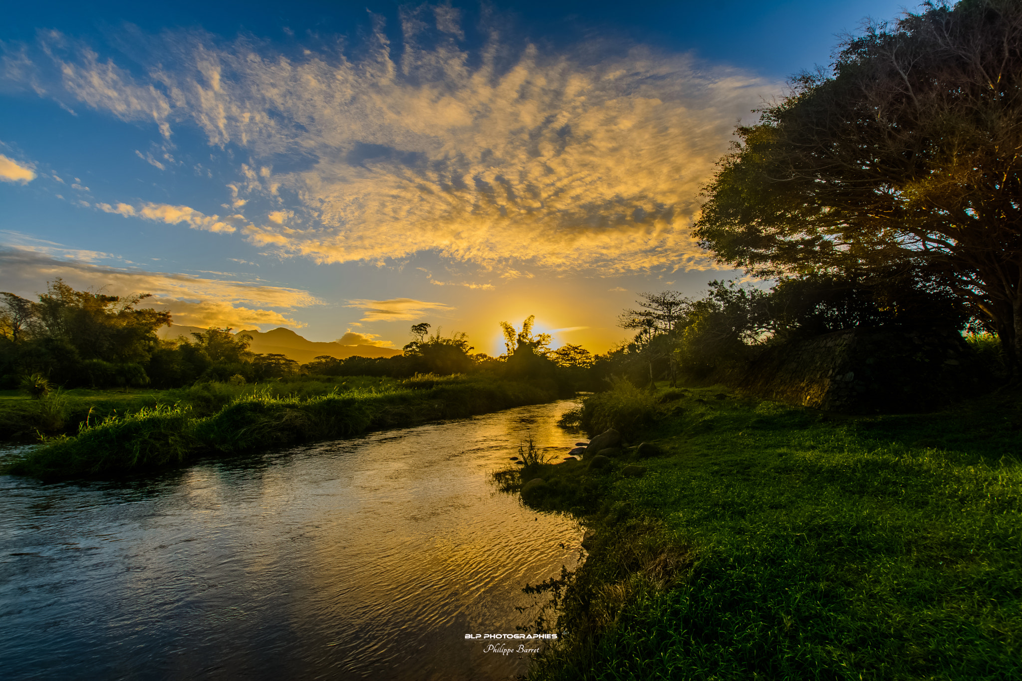 Sigma 10-20mm F3.5 EX DC HSM sample photo. Coucher de soleil photography