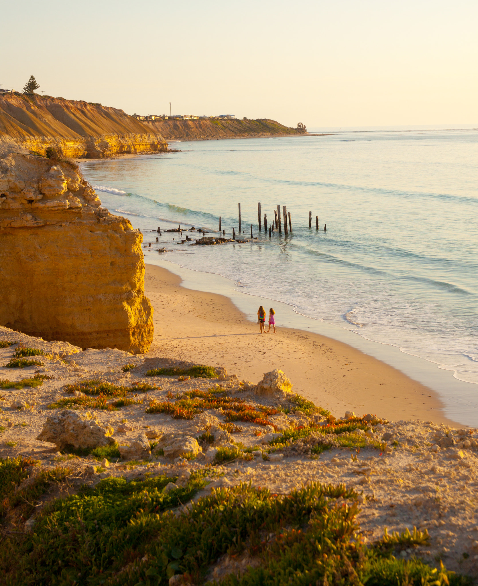 Canon EF-S 17-55mm F2.8 IS USM sample photo. Port willinga sunset scape photography