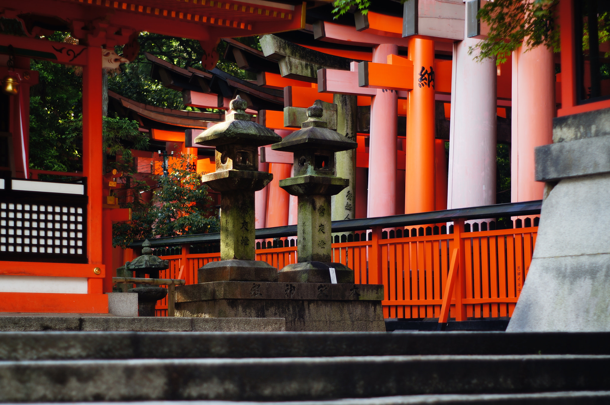 Sony Alpha NEX-5N sample photo. Fushimi inari taisha  photography