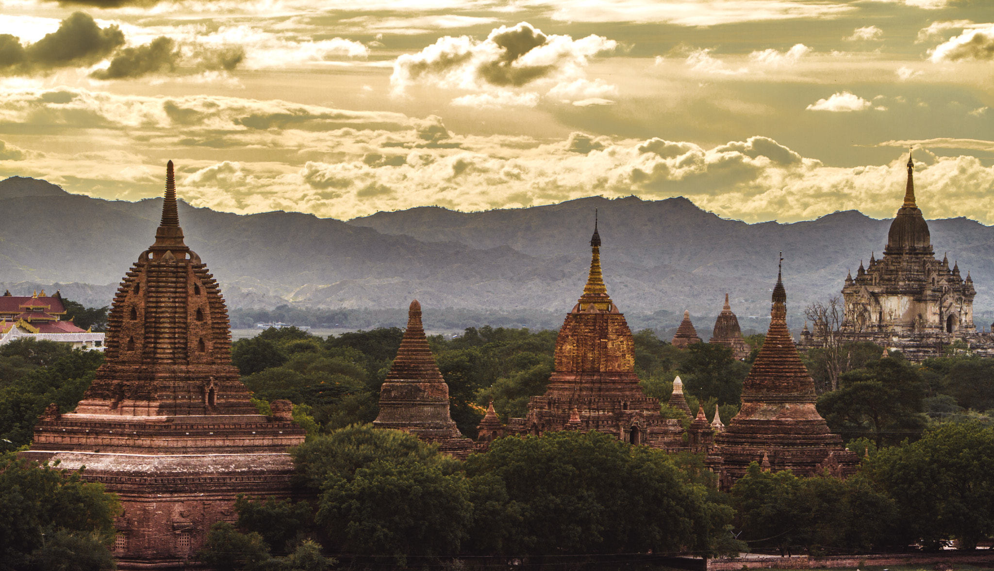 Canon EF 70-200mm F2.8L IS USM sample photo. Bagan photography