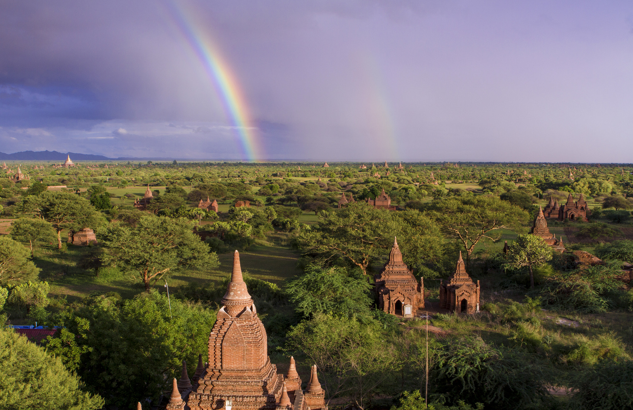 Canon EOS 7D + Canon EF 24-70mm F2.8L USM sample photo. Rainbow photography