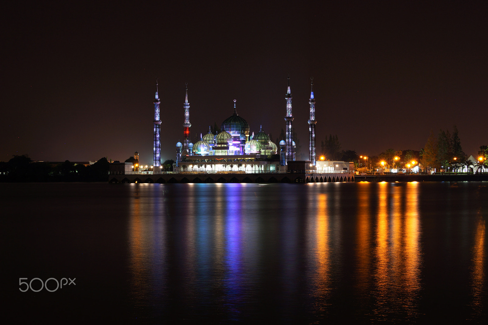 E 18-50mm F4-5.6 sample photo. Crystal mosque in terengganu photography