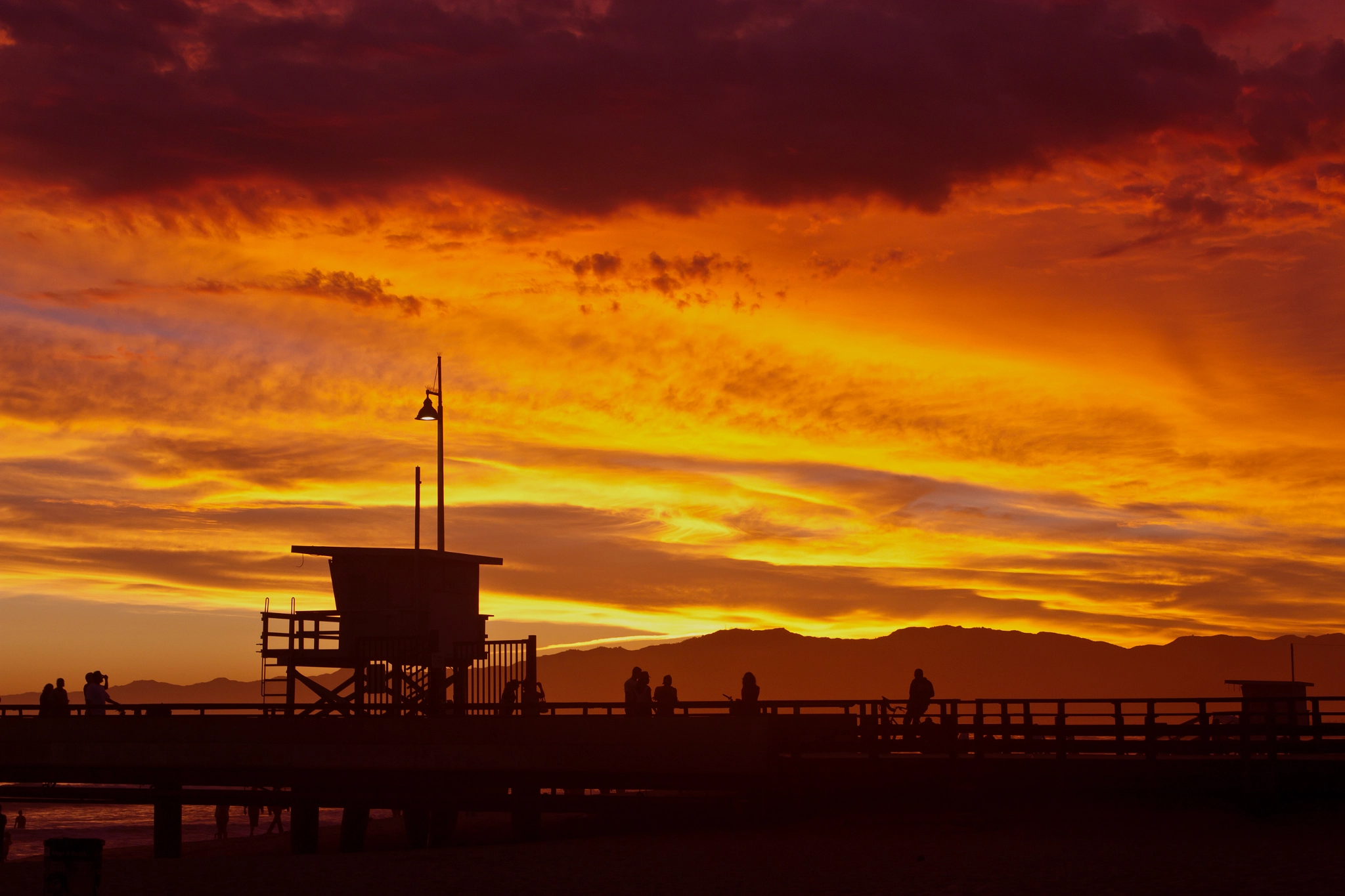 Canon EOS 7D + Canon EF 24-70mm F2.8L USM sample photo. Venice pier sunset photography