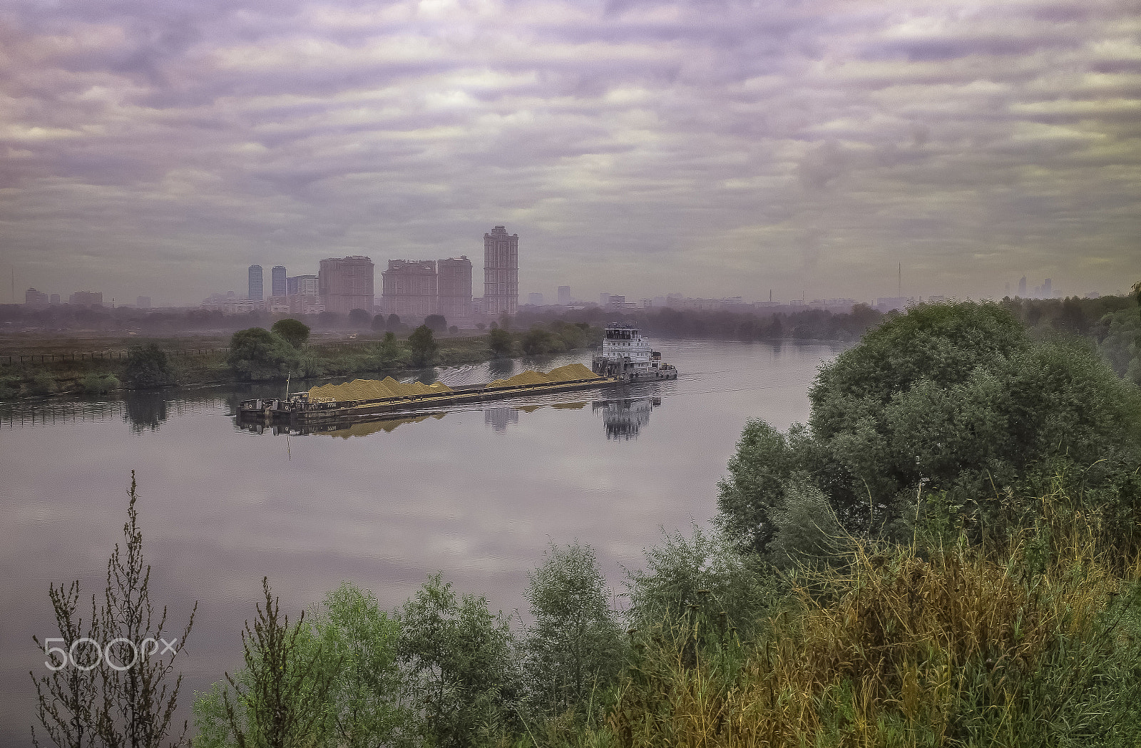 Canon EOS 6D sample photo. Autumn morning on the moskva river photography