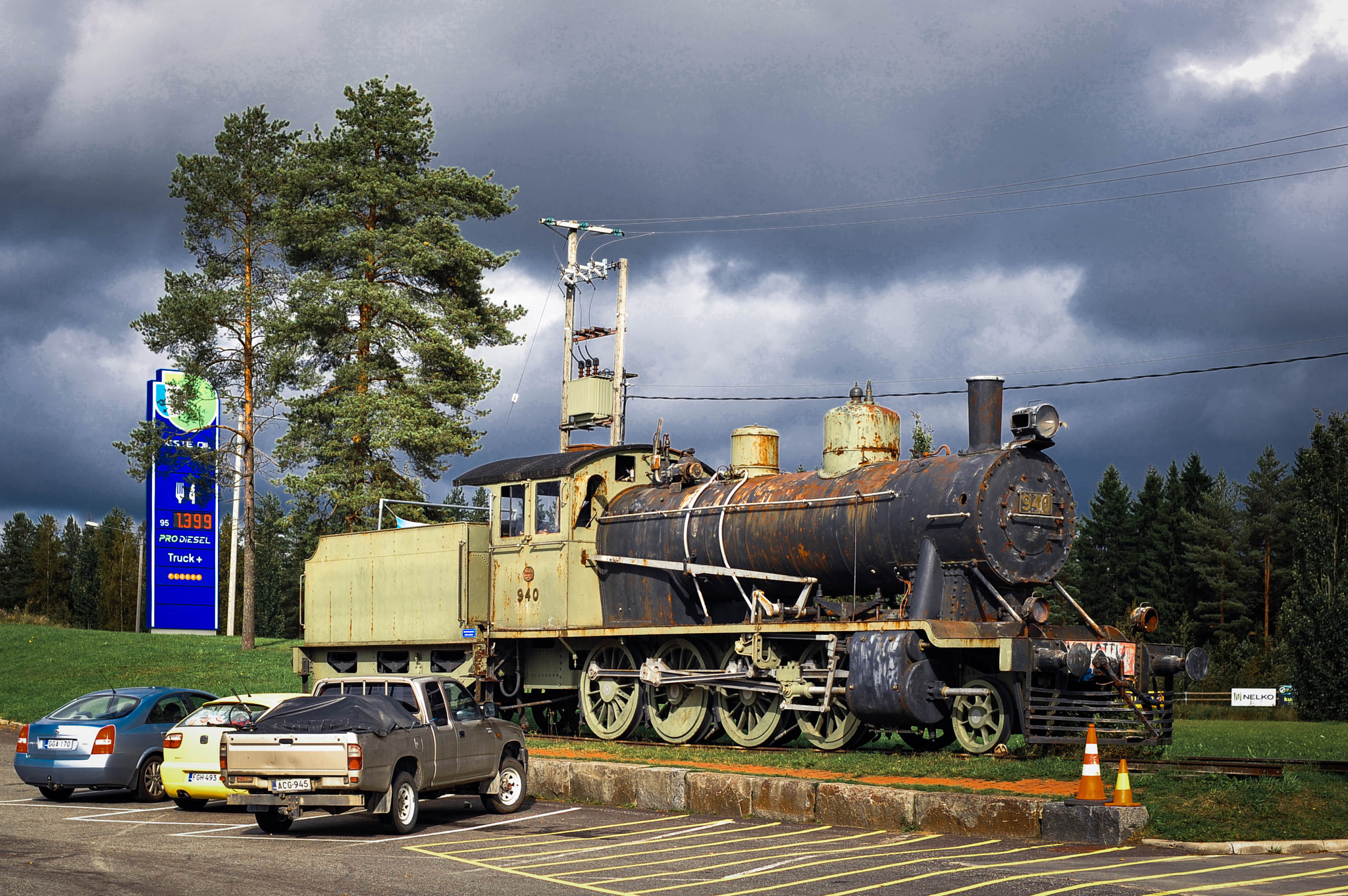 Nikon D700 + Nikon AF Nikkor 50mm F1.4D sample photo. Locomotive photography