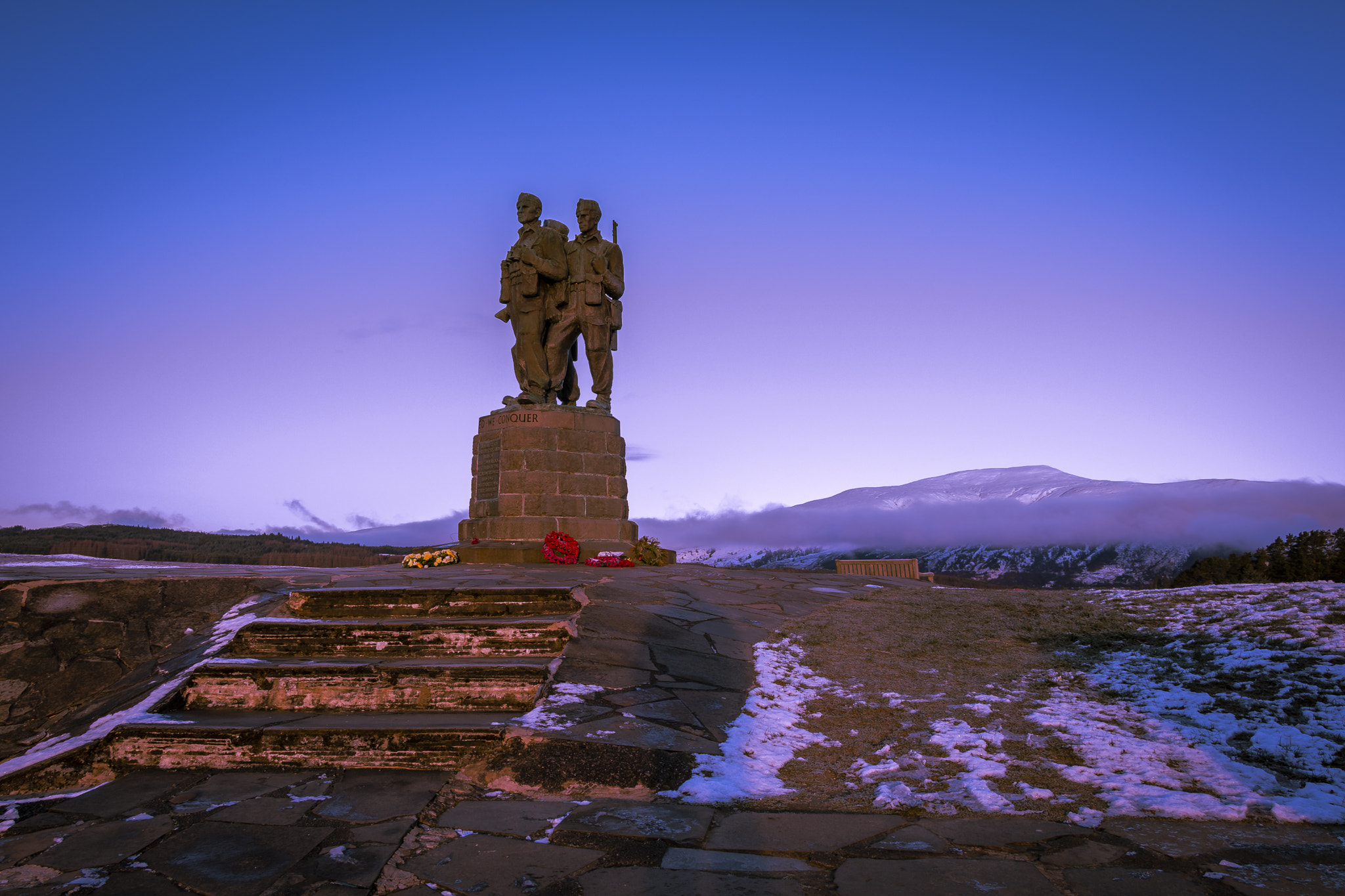 Canon EOS 70D + Canon EF-S 18-135mm F3.5-5.6 IS USM sample photo. Commando memorial this morning photography