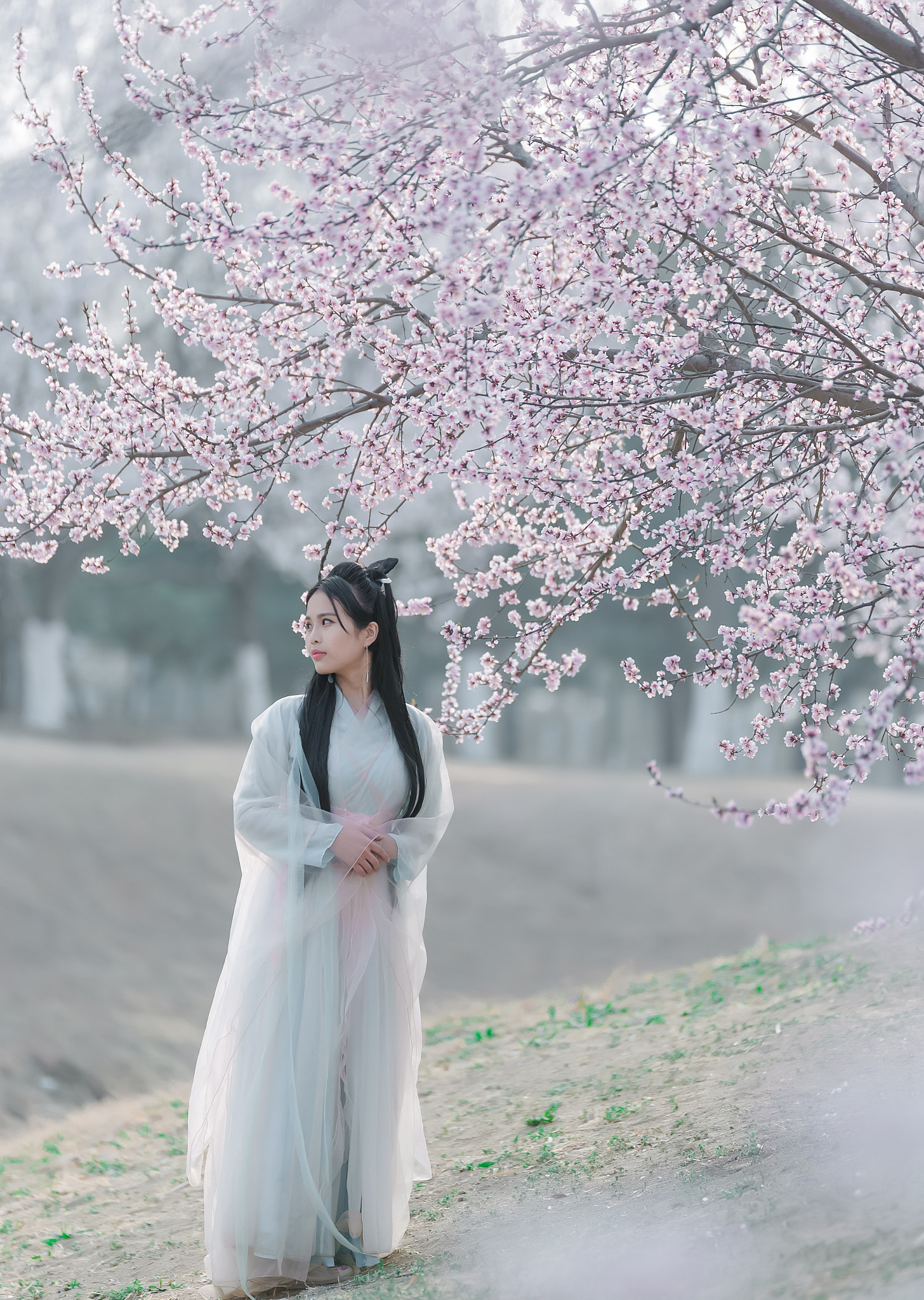 Tamron SP 70-200mm F2.8 Di VC USD sample photo. Young girl photography