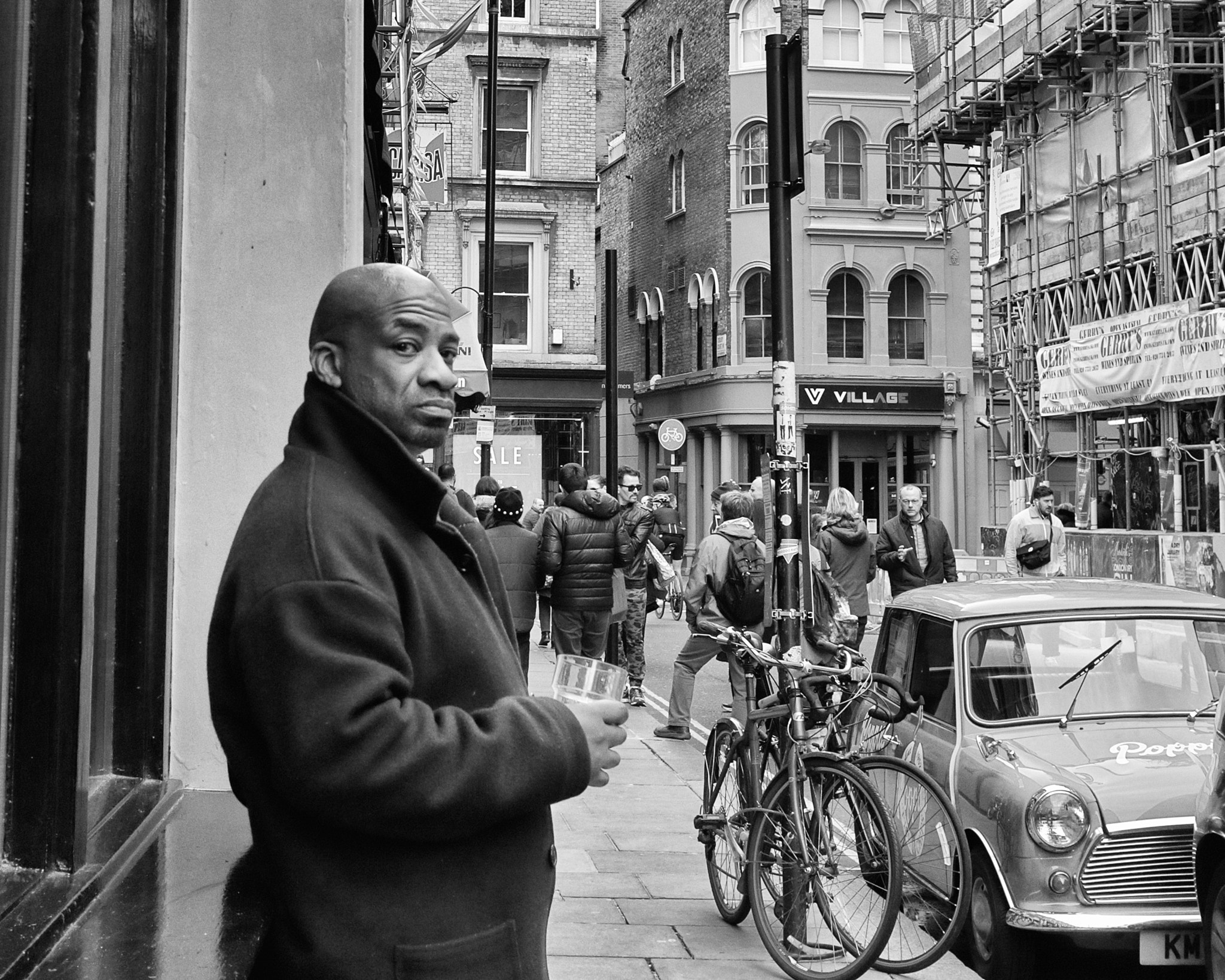 Canon EF-M 22mm F2 STM sample photo. Sunday in soho photography