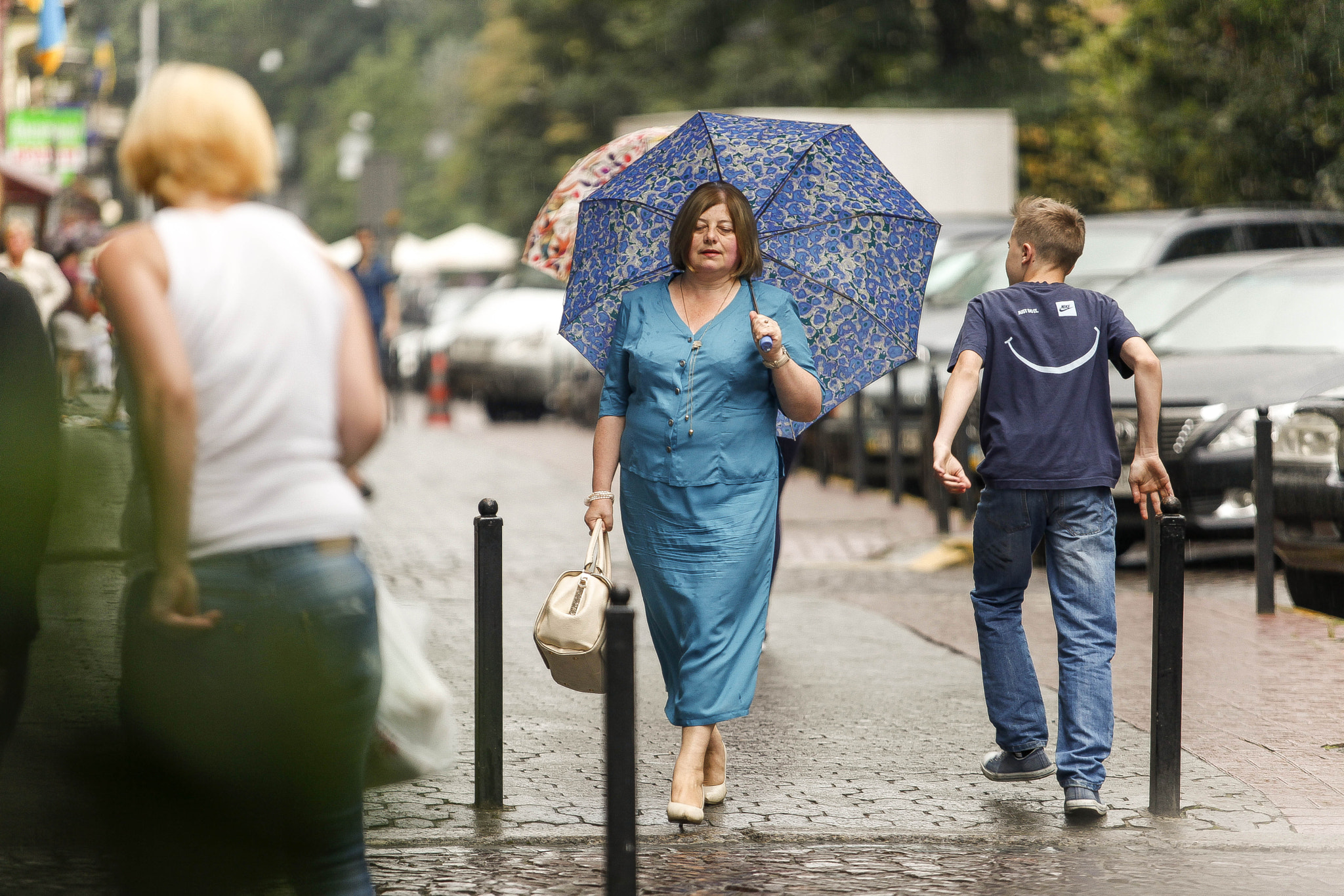 Canon EF 70-200mm F2.8L USM sample photo. Rainy day in lviv city photography