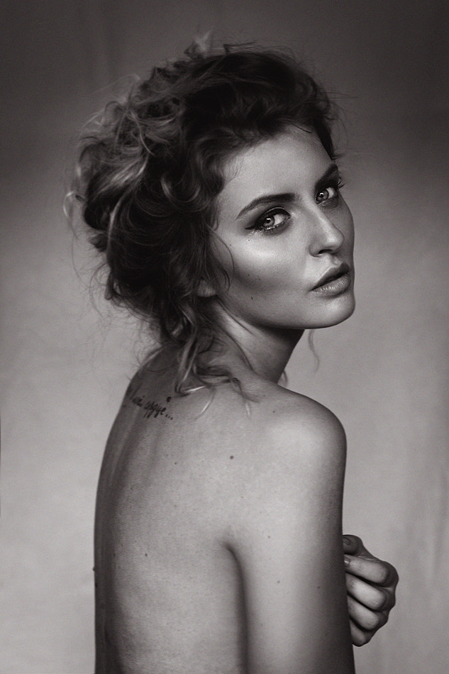 Nikon D7100 + Nikon AF-S Nikkor 50mm F1.4G sample photo. Karolina photography