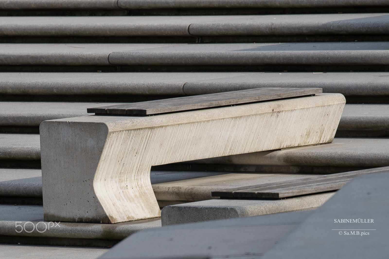 Nikon AF-S Nikkor 70-200mm F2.8G ED VR II sample photo. Details - hafencity hamburg photography