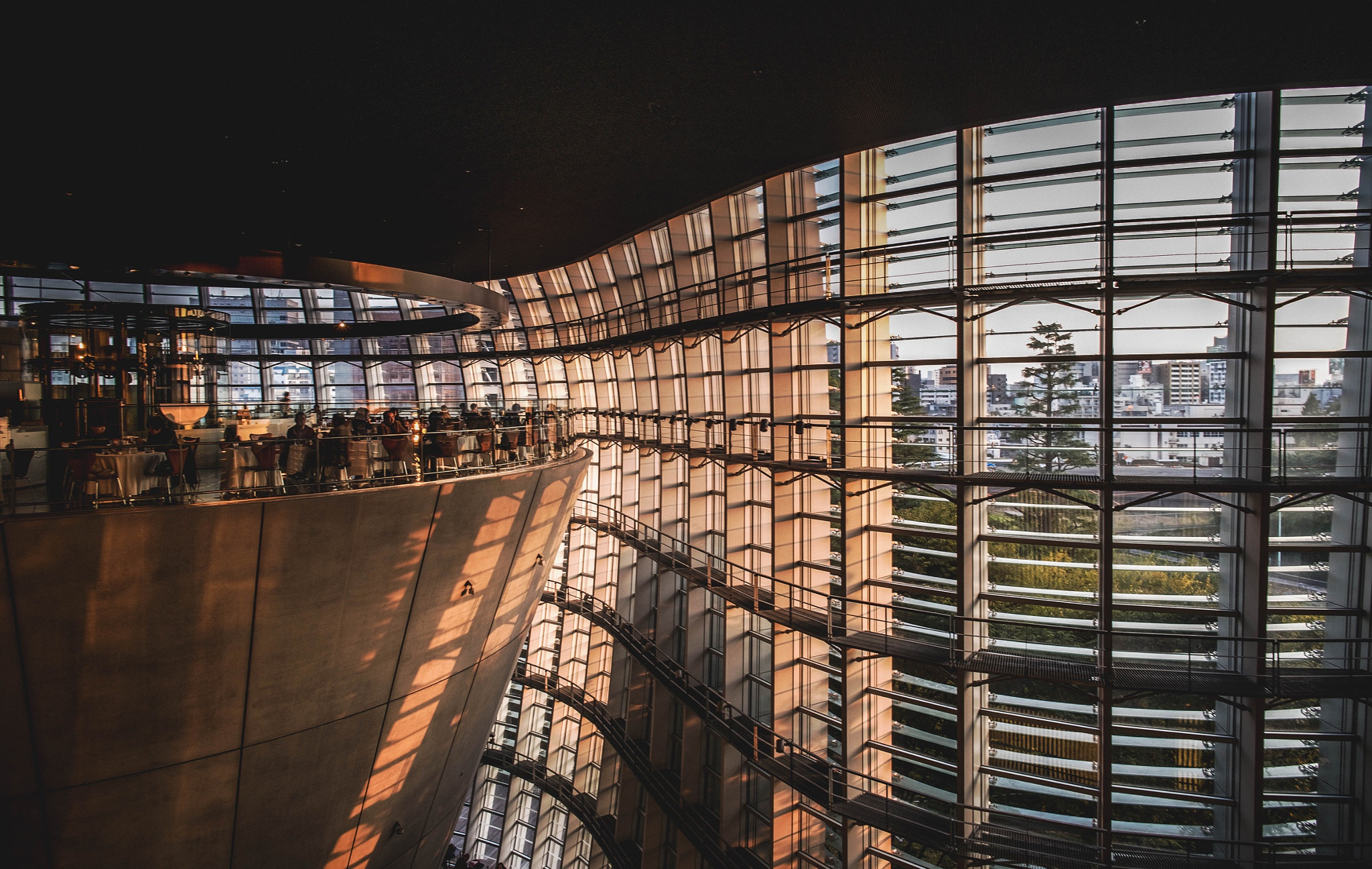 Leica Summilux-M 21mm F1.4 Asph sample photo. Chillin tokyo style photography