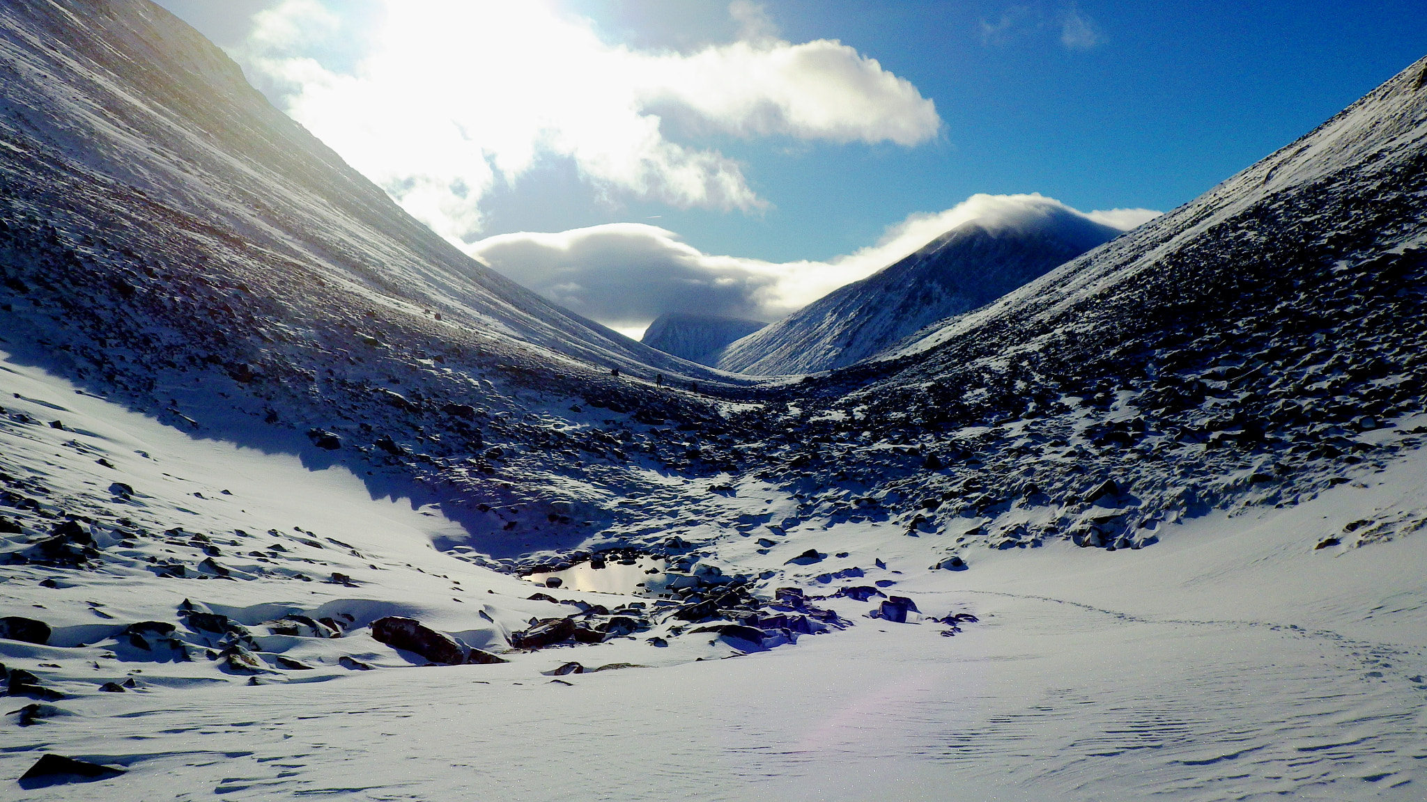 Pentax Optio WG-2 sample photo. Lairig ghru photography