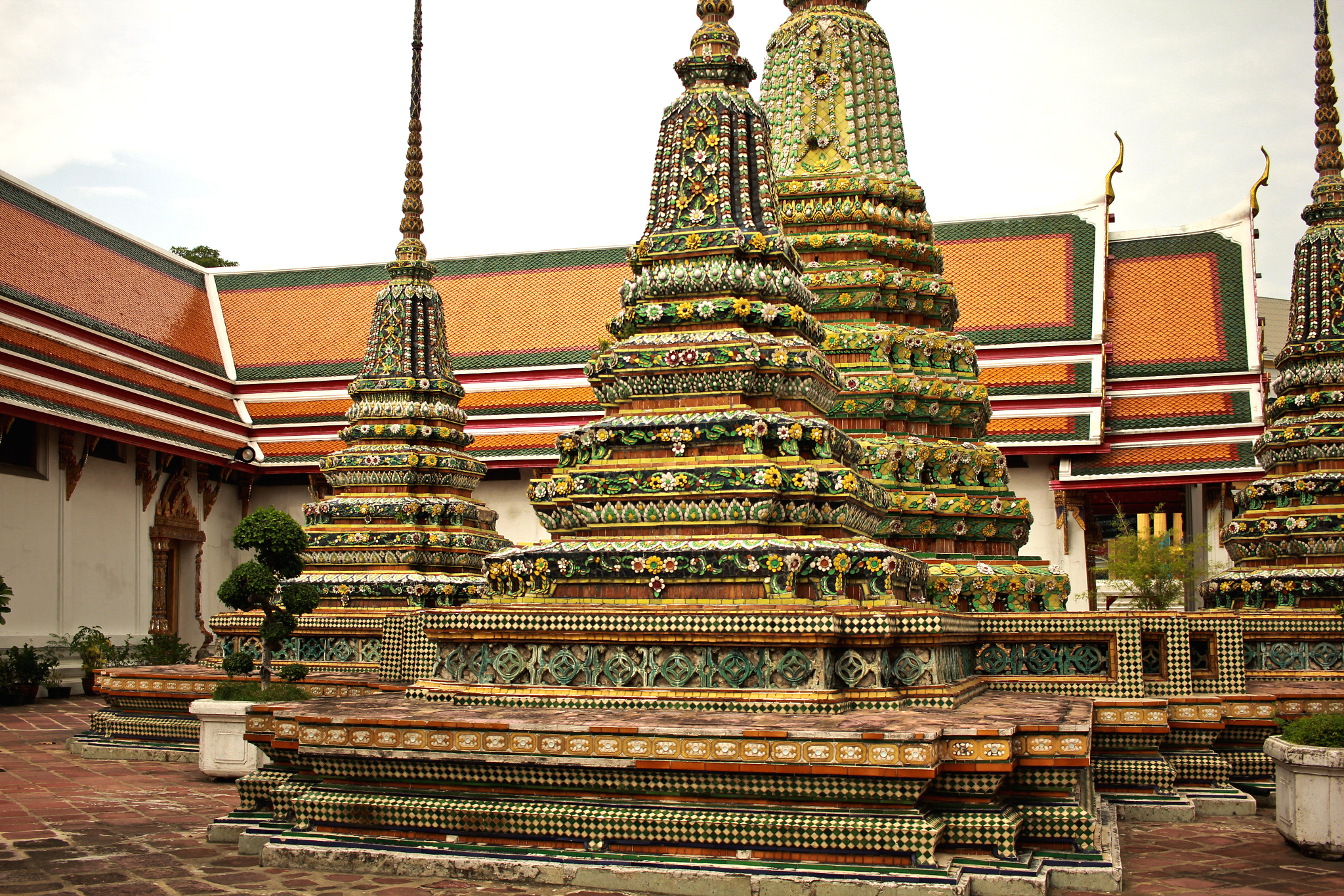 Canon EF-S 24mm F2.8 STM sample photo. Bangkok, thailand photography