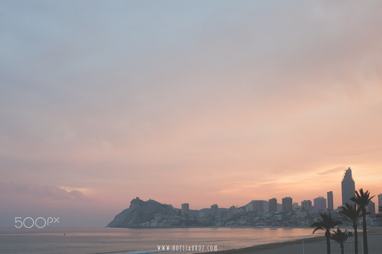 Nikon D700 + Nikon AF-S Nikkor 50mm F1.8G sample photo. Benidorm sunset photography