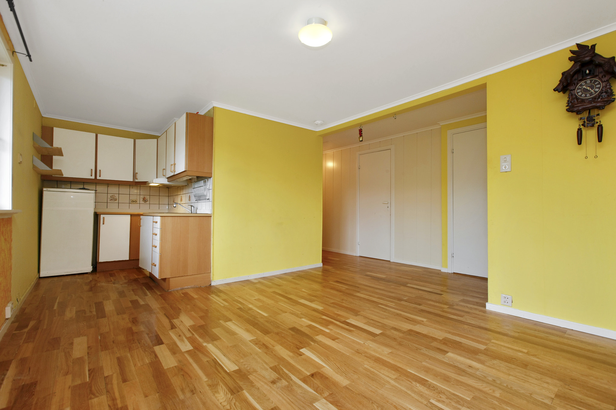 Canon EF 16-35mm F2.8L II USM sample photo. House ssss () photography