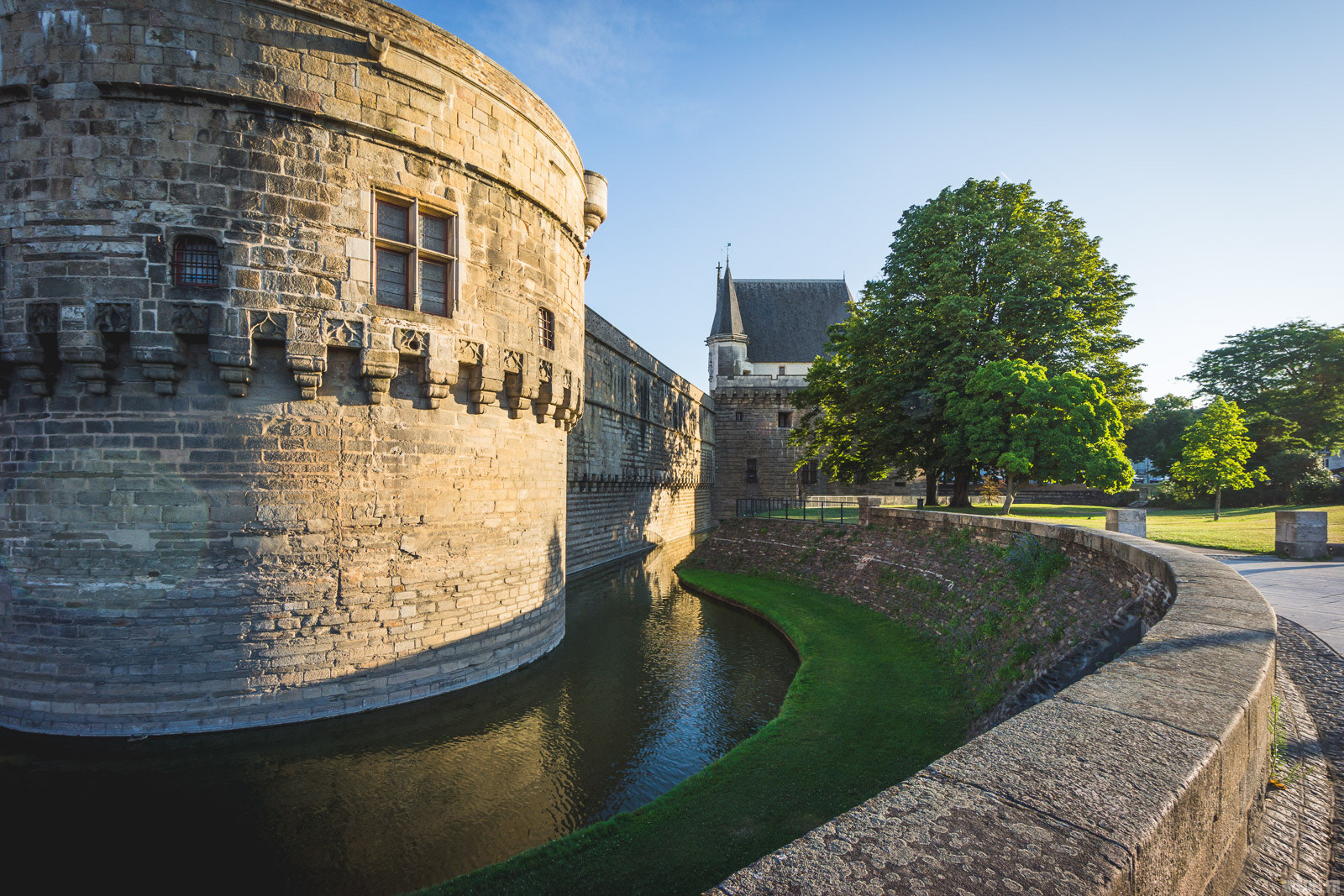 Sony Alpha NEX-7 + Sony E 10-18mm F4 OSS sample photo. Le château des ducs de bretagne photography