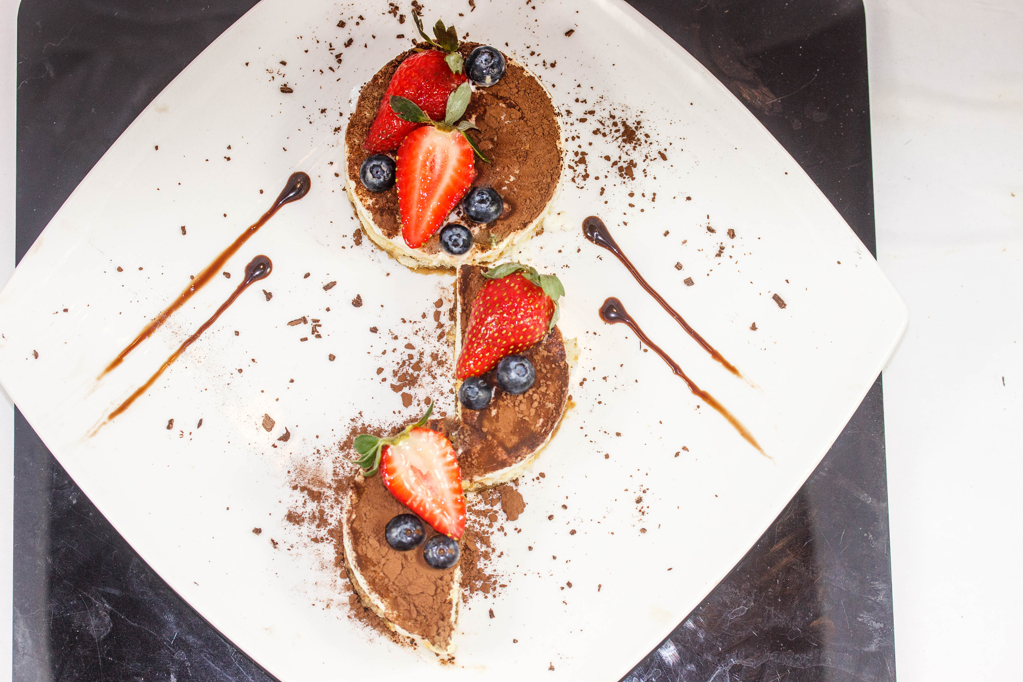 Canon EF-S 60mm F2.8 Macro USM sample photo. Berries tiramisu photography