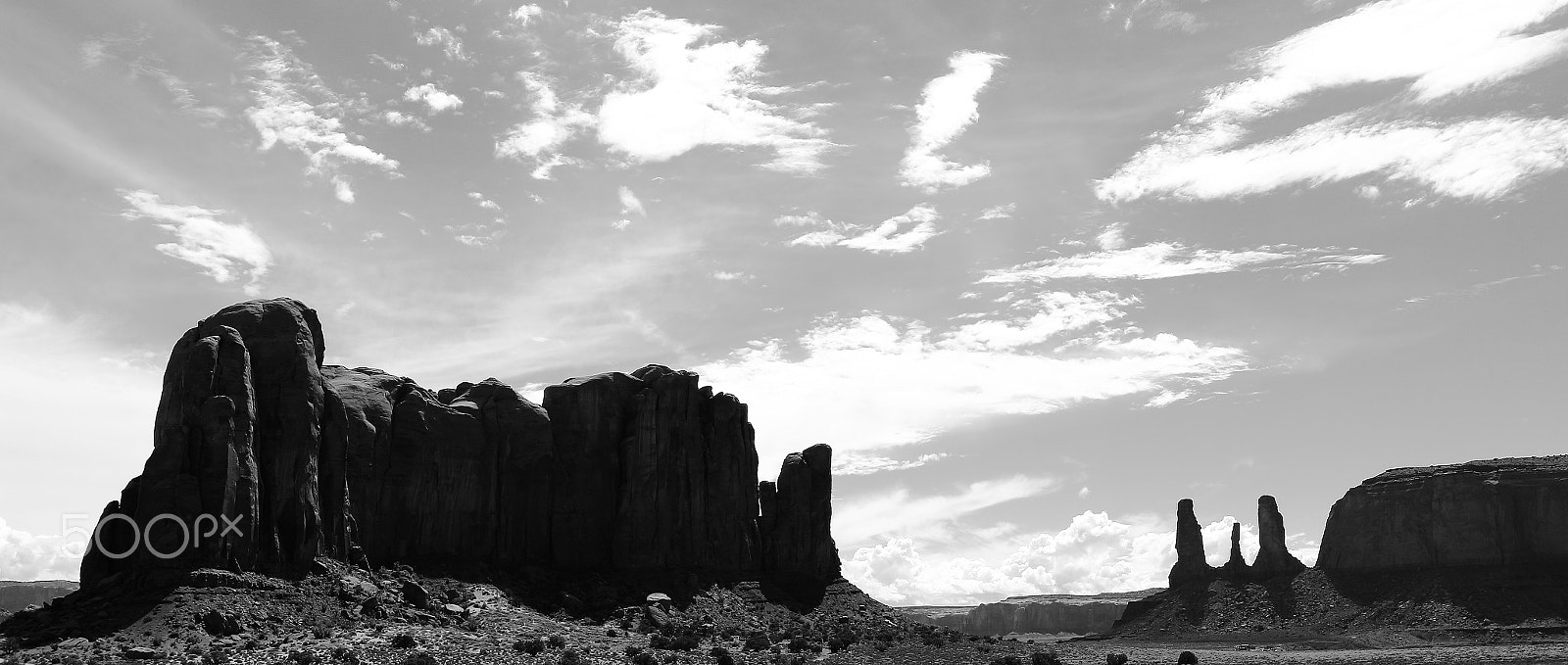 Canon EOS 600D (Rebel EOS T3i / EOS Kiss X5) + Canon EF 17-40mm F4L USM sample photo. Rocks sky and clouds! photography