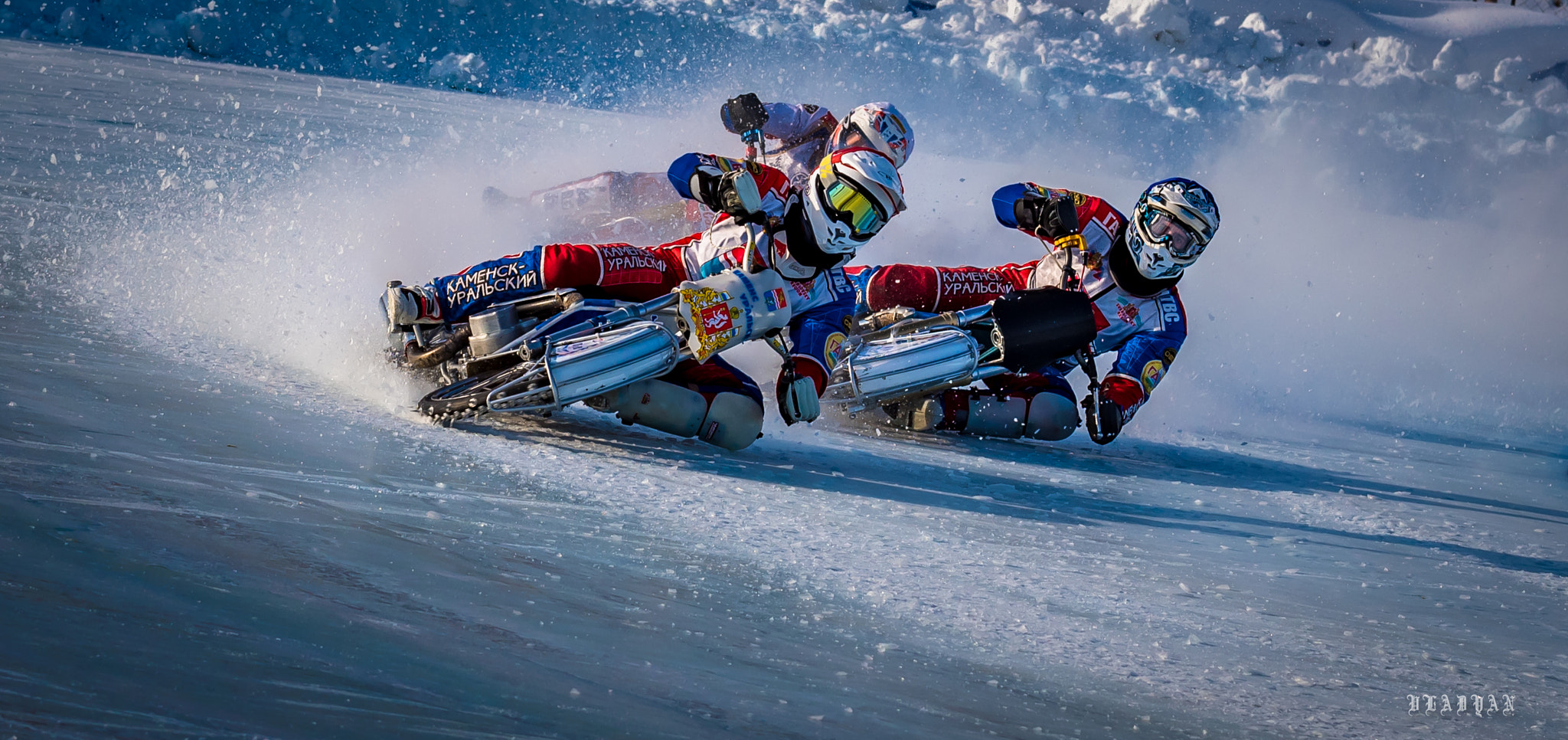 Nikon AF-S Nikkor 70-200mm F4G ED VR sample photo. Ice speedway russia photography