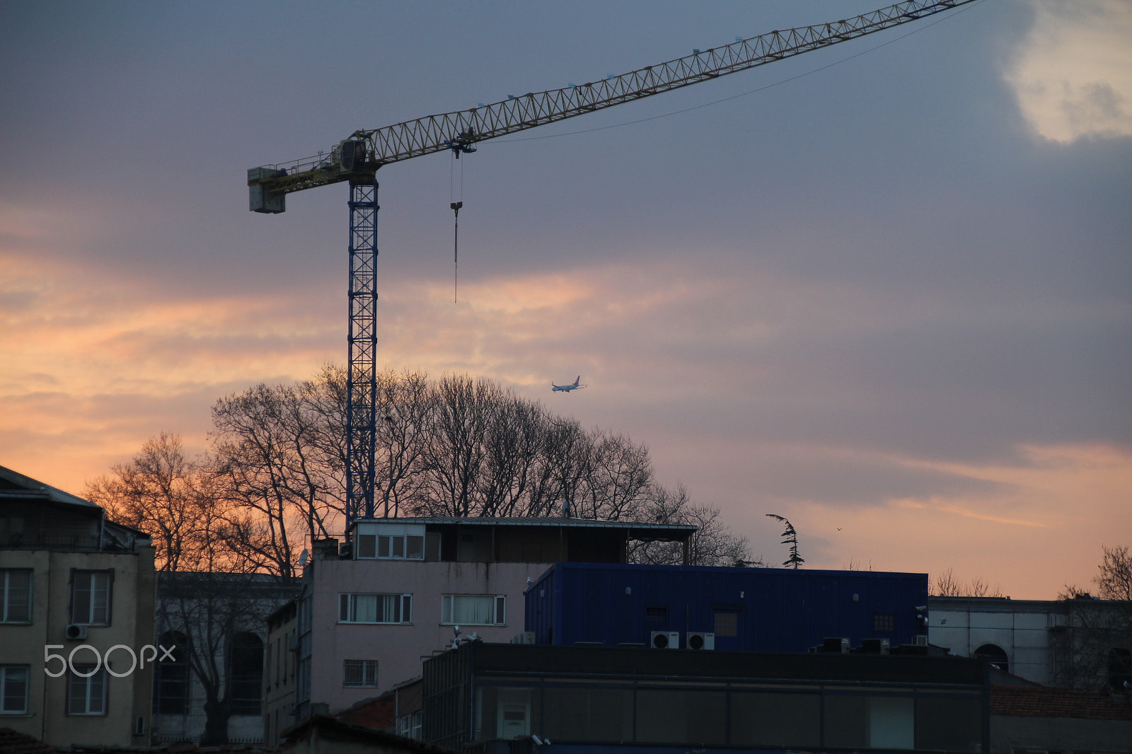 Canon EOS 700D (EOS Rebel T5i / EOS Kiss X7i) + Canon TS-E 90mm F2.8 Tilt-Shift sample photo. Settled day and plane photography