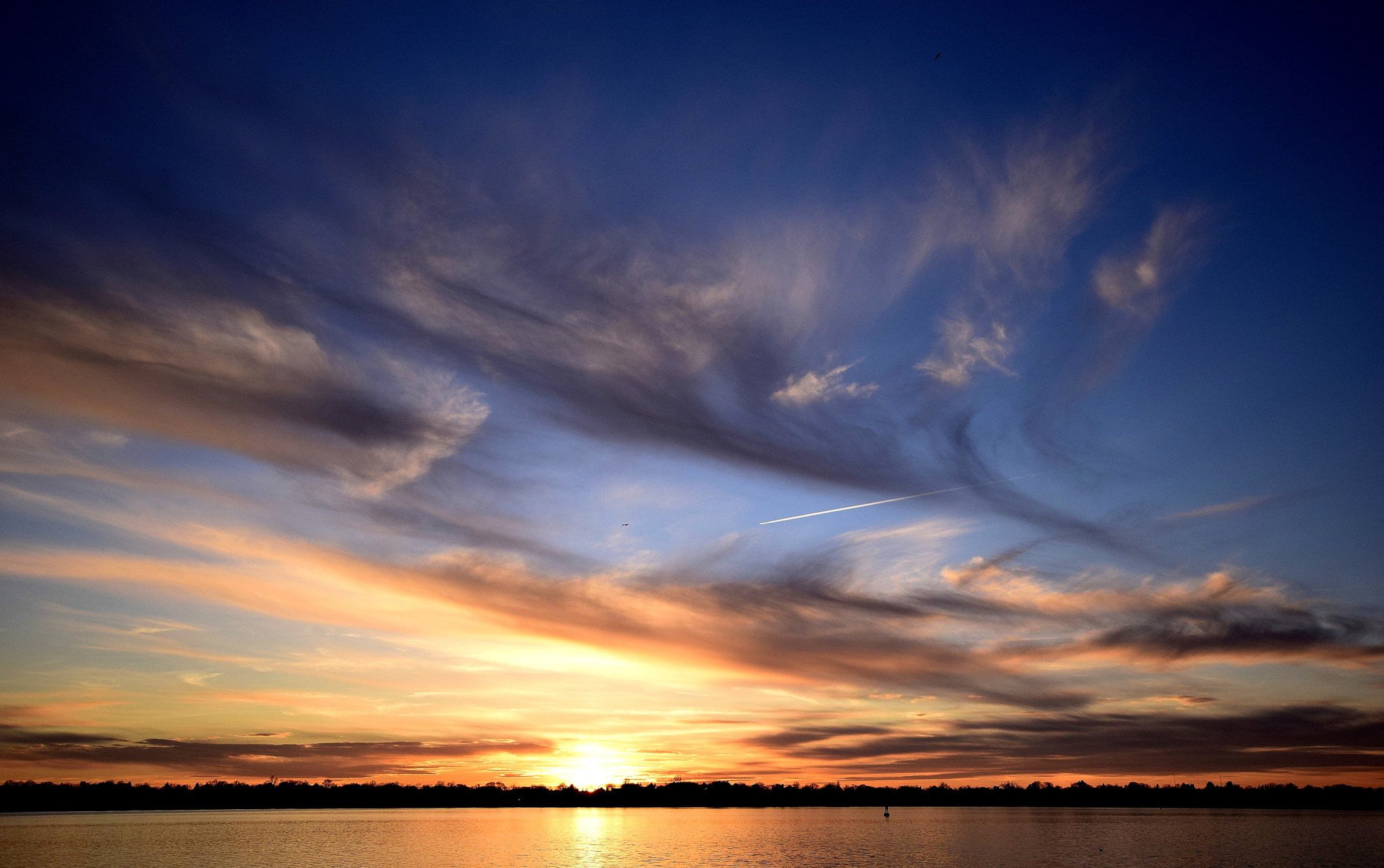 Sigma 10-20mm F4-5.6 EX DC HSM sample photo. Last light photography