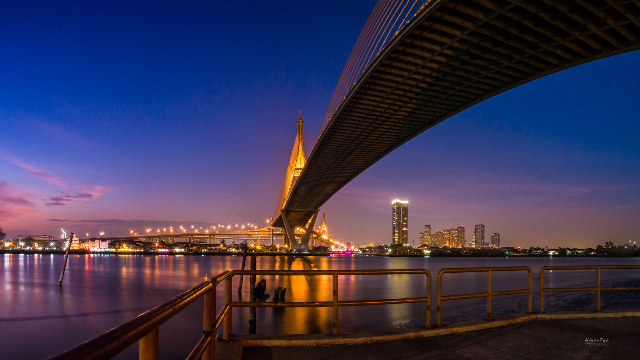 Olympus PEN E-PL7 sample photo. Evening colors photography