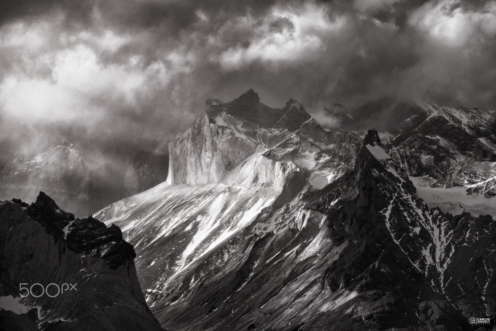 Nikon AF-S Nikkor 70-200mm F2.8G ED VR II sample photo. Lights from patagonia photography