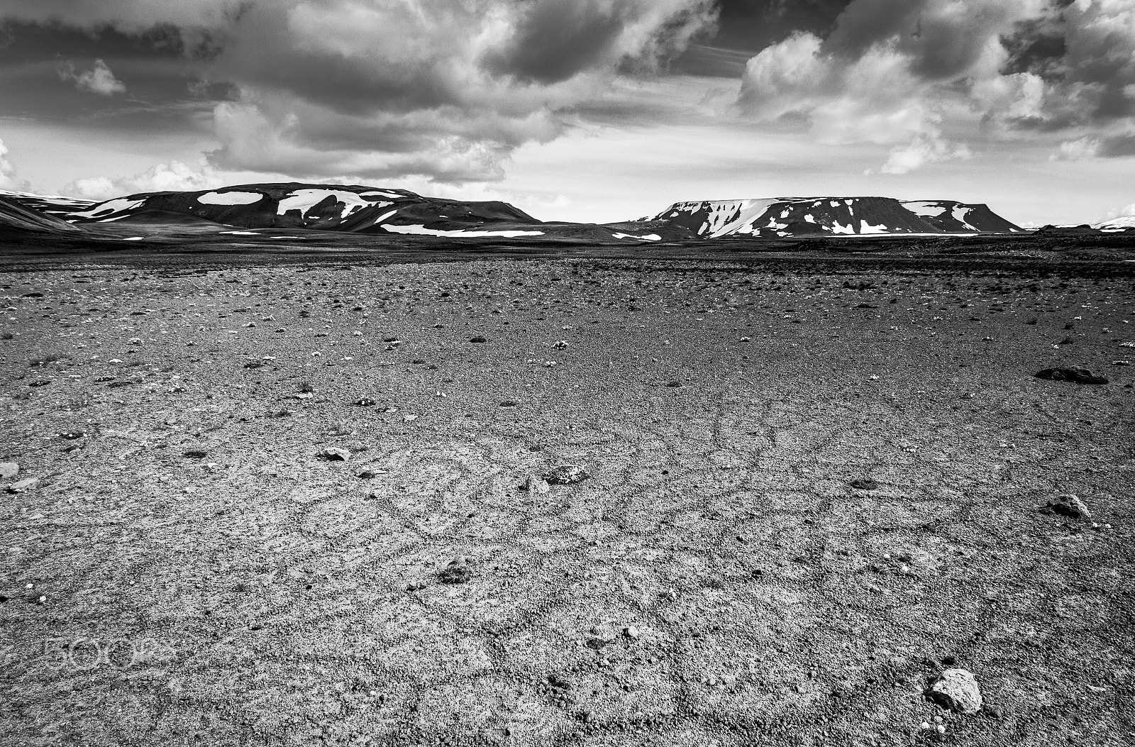 Canon EOS 550D (EOS Rebel T2i / EOS Kiss X4) + Tokina AT-X Pro 11-16mm F2.8 DX sample photo. Patternd ground with polygons in beautiful primordial icelandic highland. iceland photography