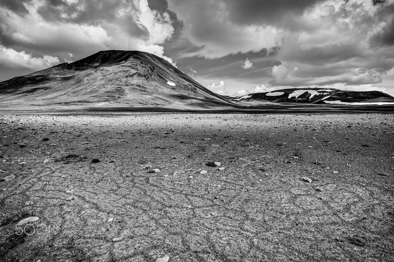 Canon EOS 550D (EOS Rebel T2i / EOS Kiss X4) sample photo. Patternd ground with polygons in beautiful primordial icelandic highland. iceland photography