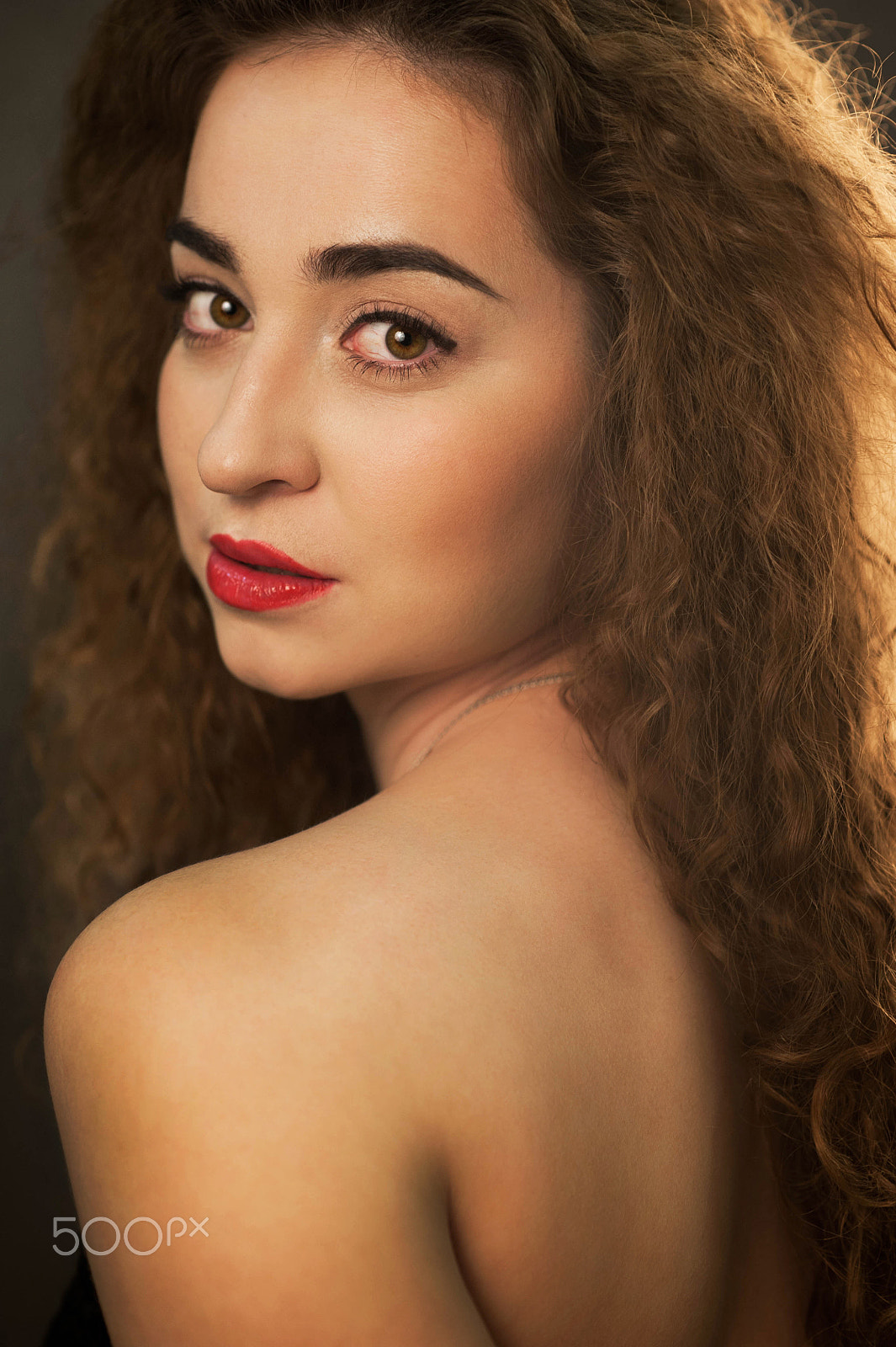 Nikon D700 + Nikon AF-S Nikkor 85mm F1.8G sample photo. Liza photography