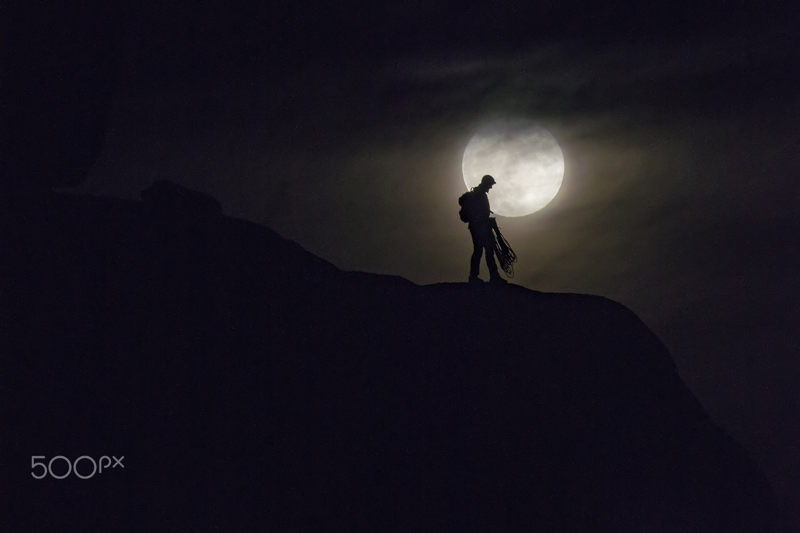 Nikon D800 + Nikon AF-S Nikkor 300mm F2.8G ED-IF VR sample photo. Climber & super moon | vedauwoo, wy photography