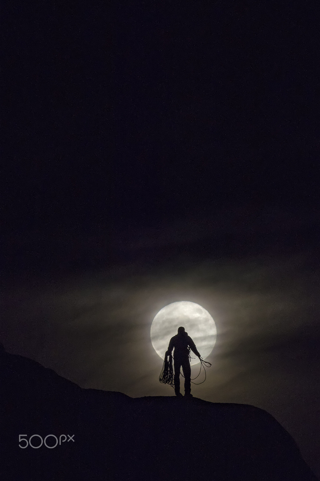 Nikon AF-S Nikkor 300mm F2.8G ED-IF VR sample photo. Climber & super moon | vedauwoo, wy photography