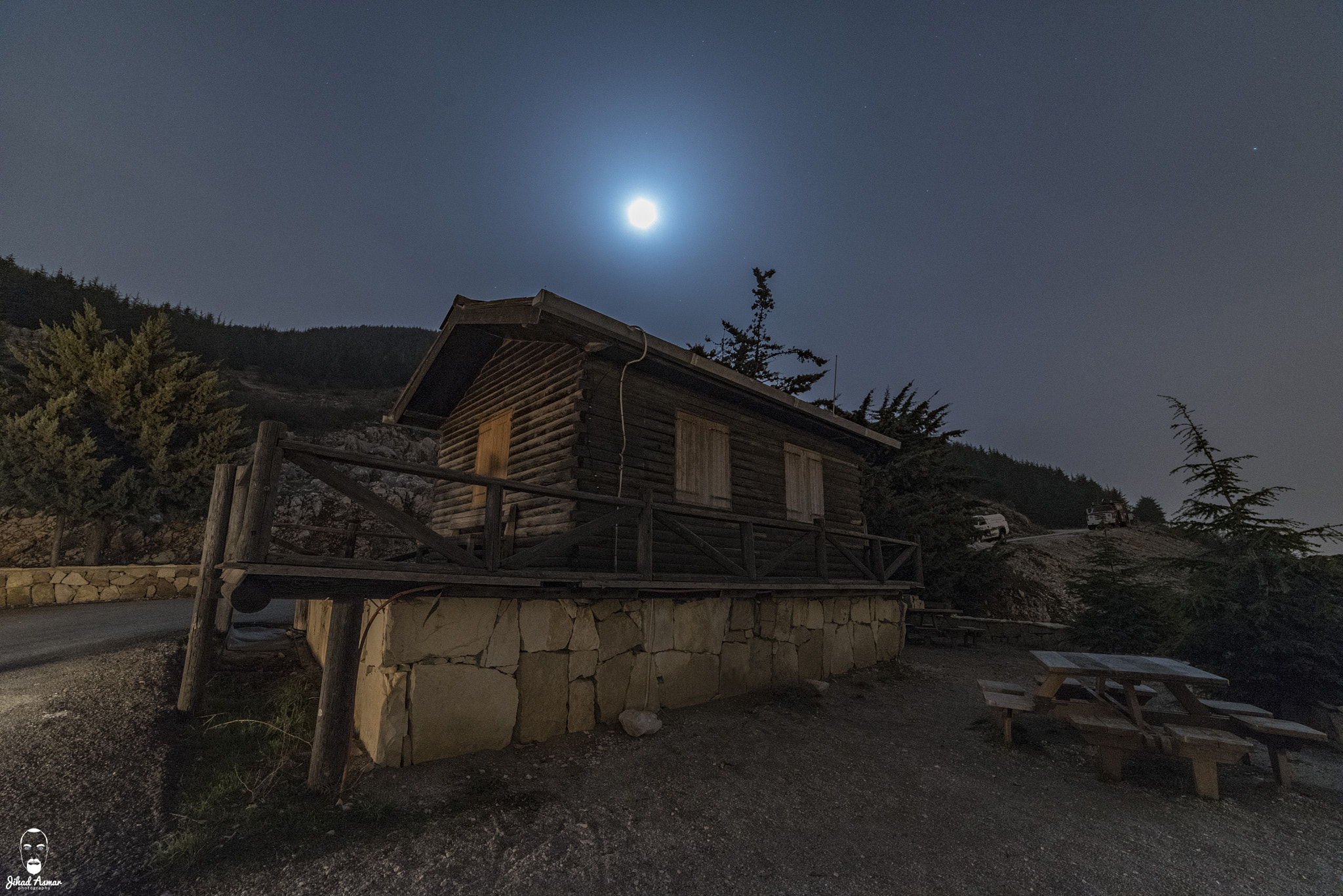 Samyang 14mm F2.8 ED AS IF UMC sample photo. The rising moon - lebanon photography