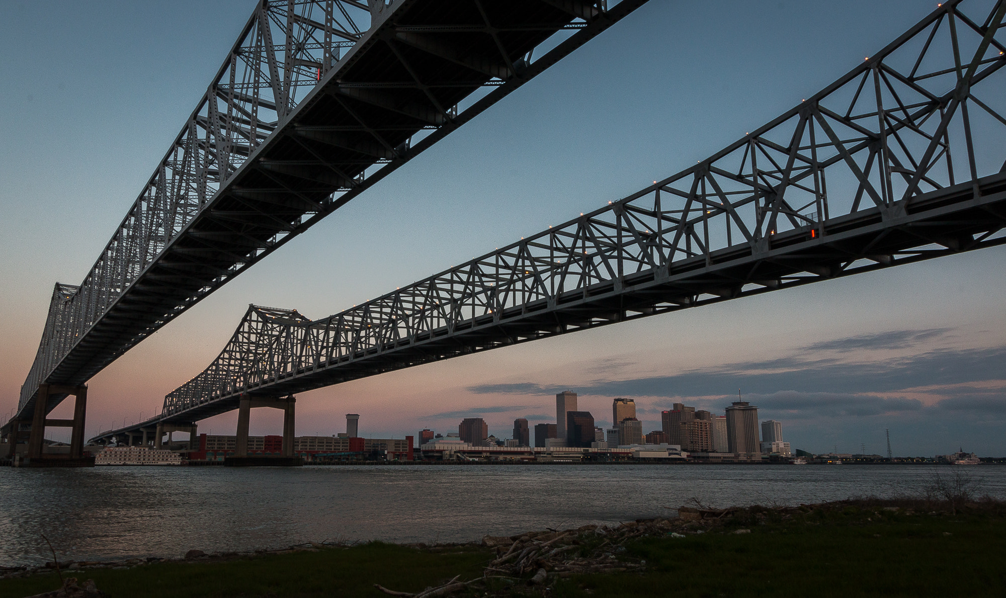Canon EF-S 10-22mm F3.5-4.5 USM sample photo. Crescent city connection - new orleans photography