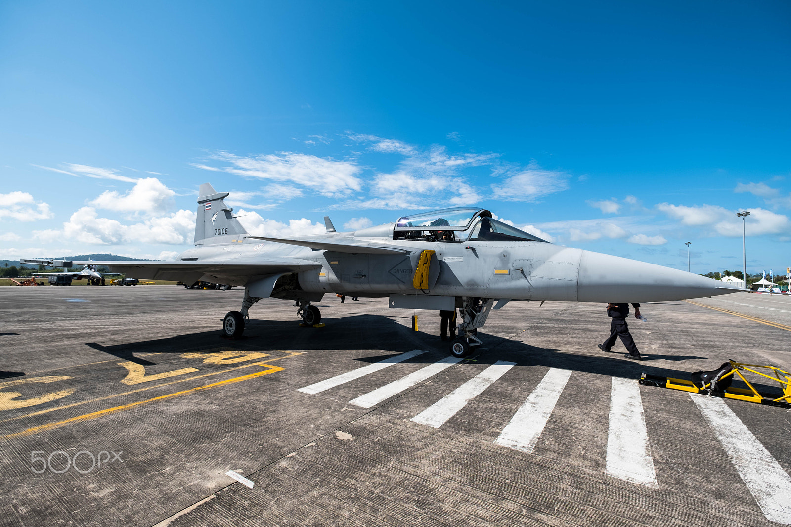 Fujifilm X-T2 + Fujifilm XF 10-24mm F4 R OIS sample photo. Lima air show 2017 photography
