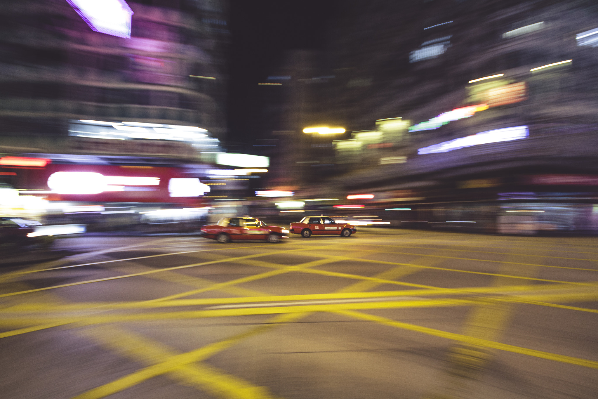 Sigma 10-20mm F4-5.6 EX DC HSM sample photo. Taxi, nathan road, hong kong photography