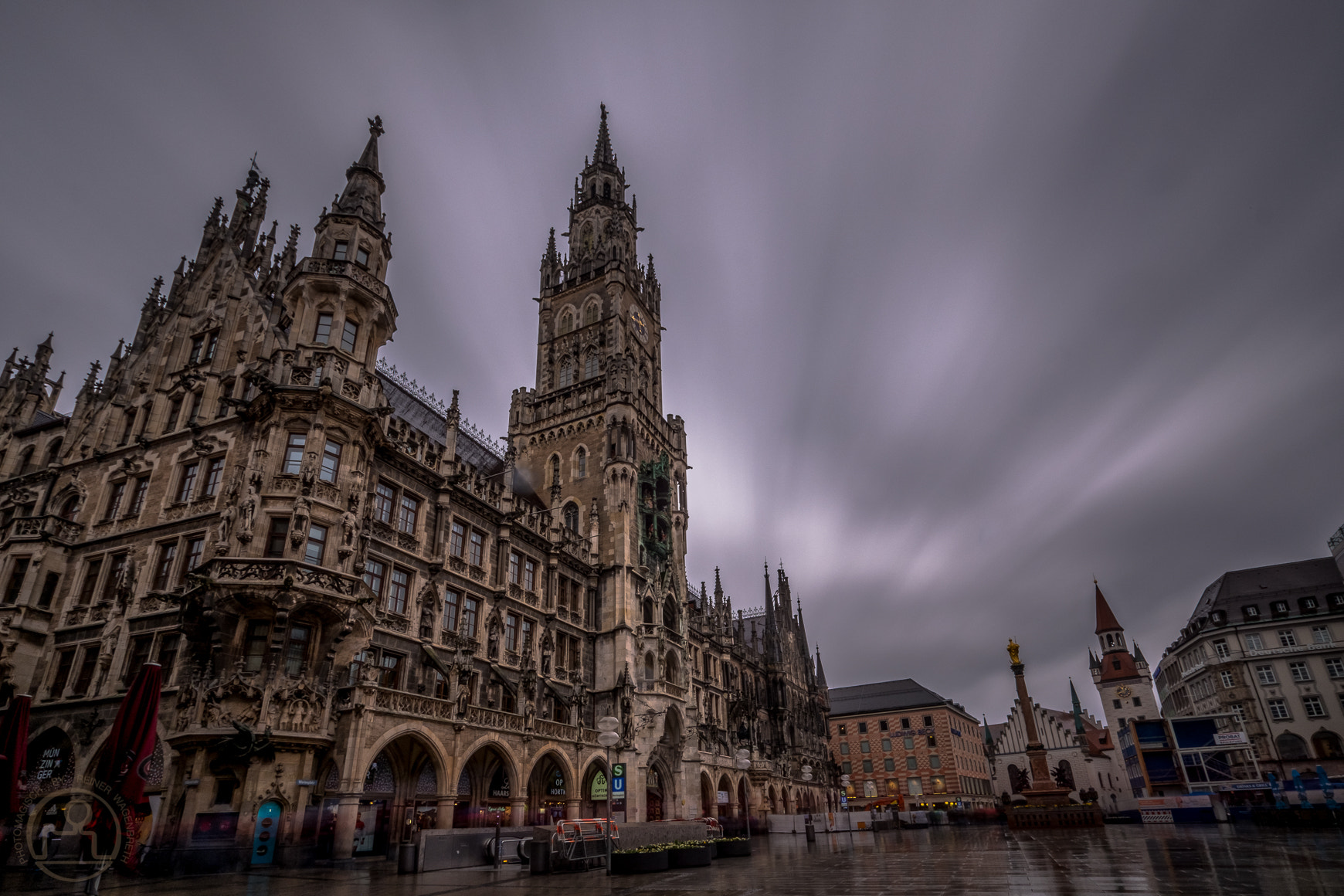 Fujifilm X-T2 sample photo. Münchner rathaus photography