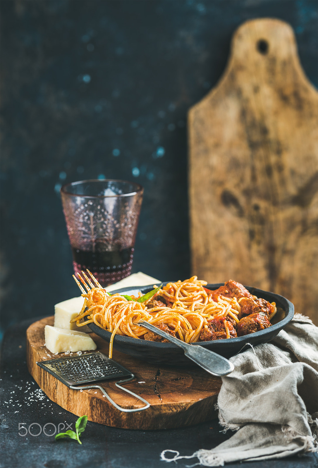 Nikon D610 + Nikon AF-S Nikkor 70-200mm F2.8G ED VR II sample photo. Spaghetti with meatballas, basil, parmesan cheese and red wine photography